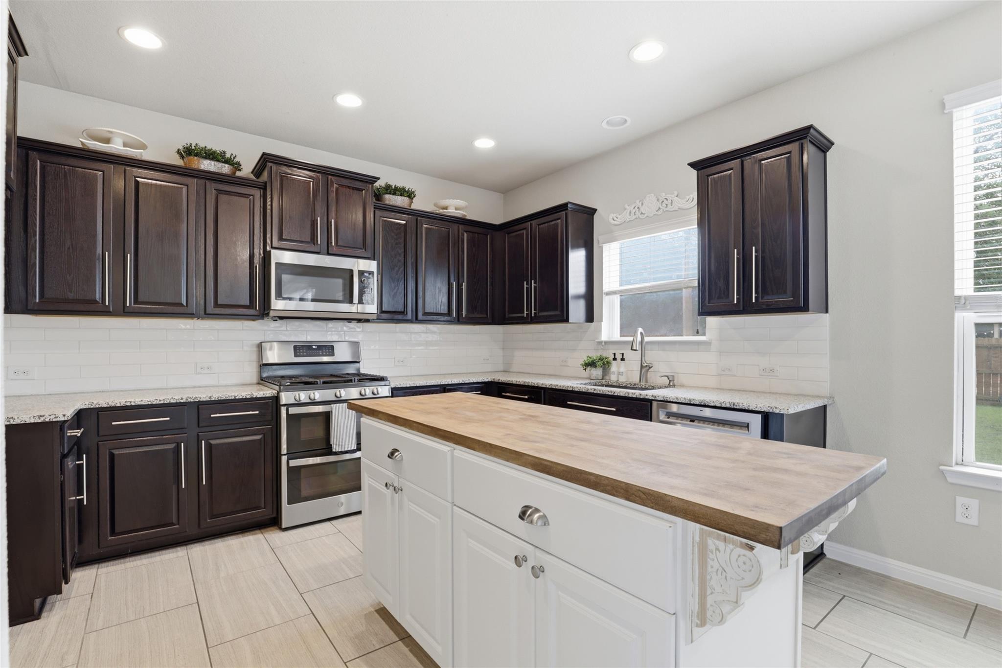113 Bastian Ln, Georgetown, TX 78626