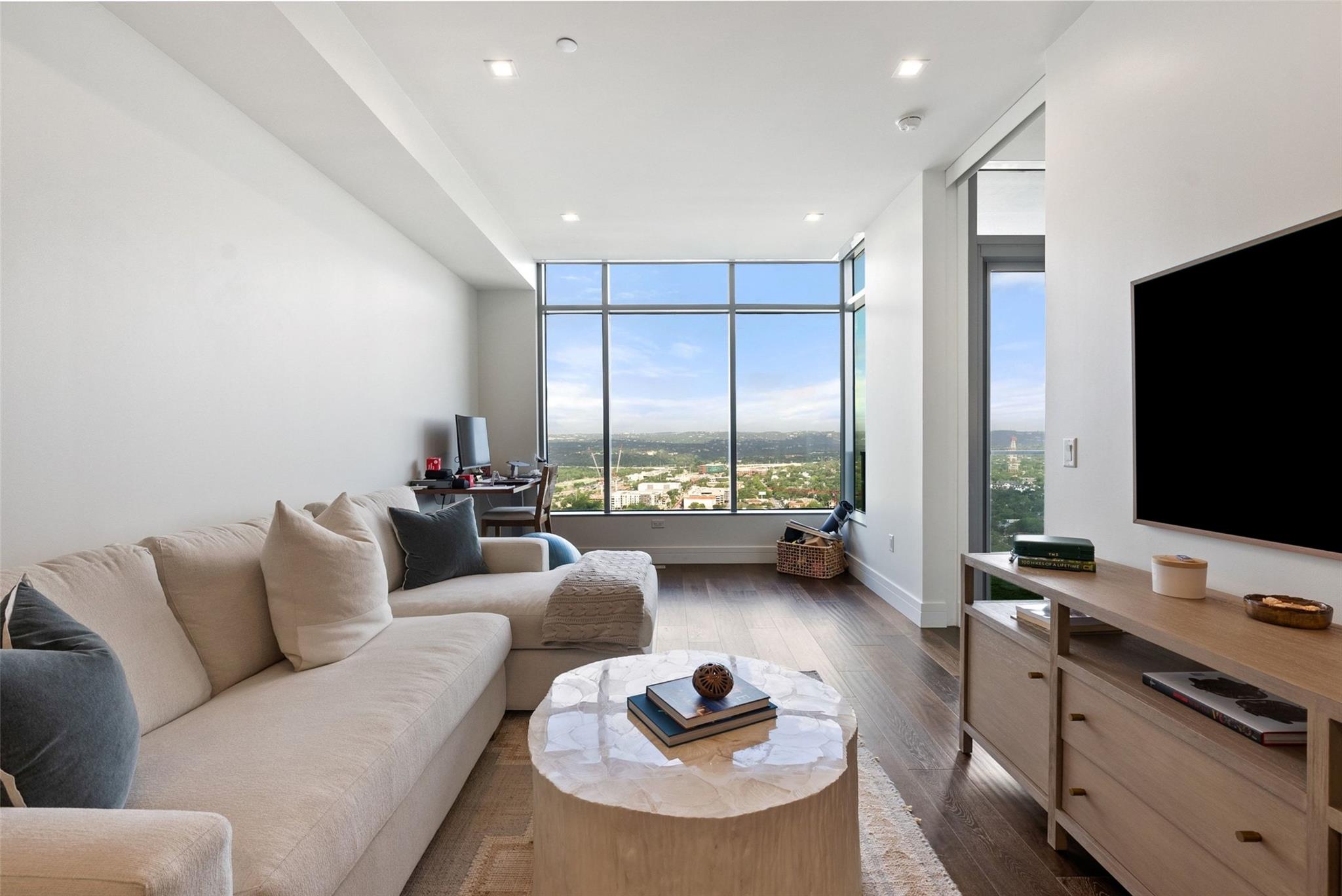 501 West Ave # 3402, Austin, TX 78701