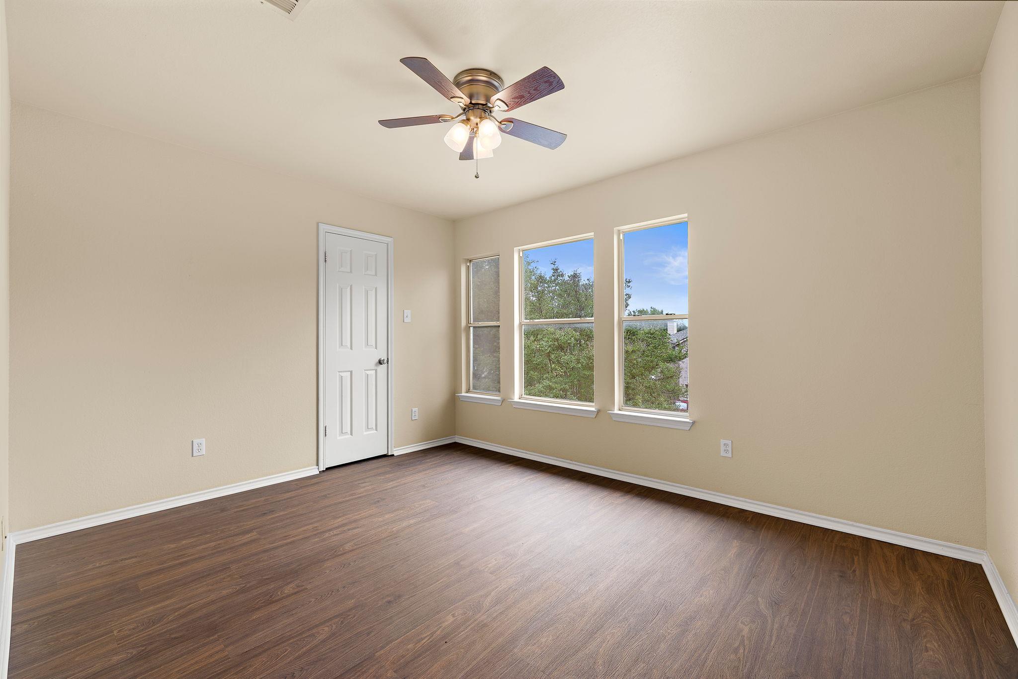 2104 Deer Creek Trl, Round Rock, TX 78665