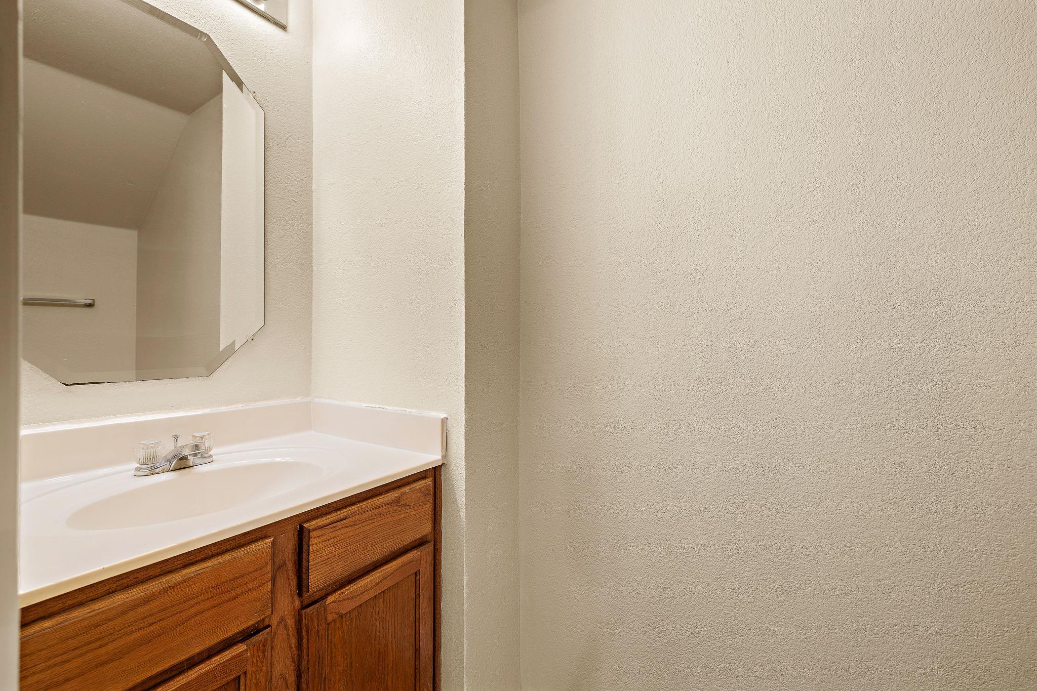 2104 Deer Creek Trl, Round Rock, TX 78665