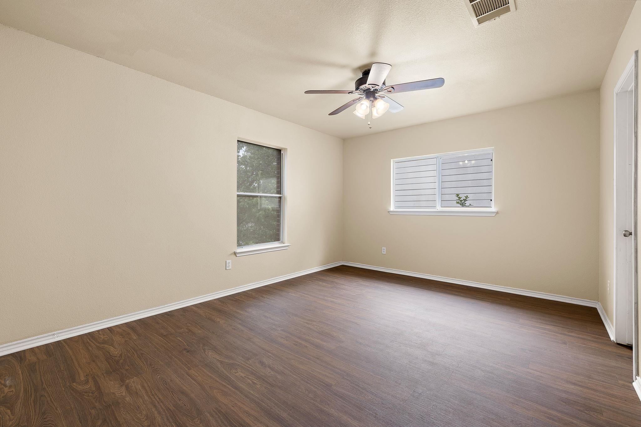 2104 Deer Creek Trl, Round Rock, TX 78665