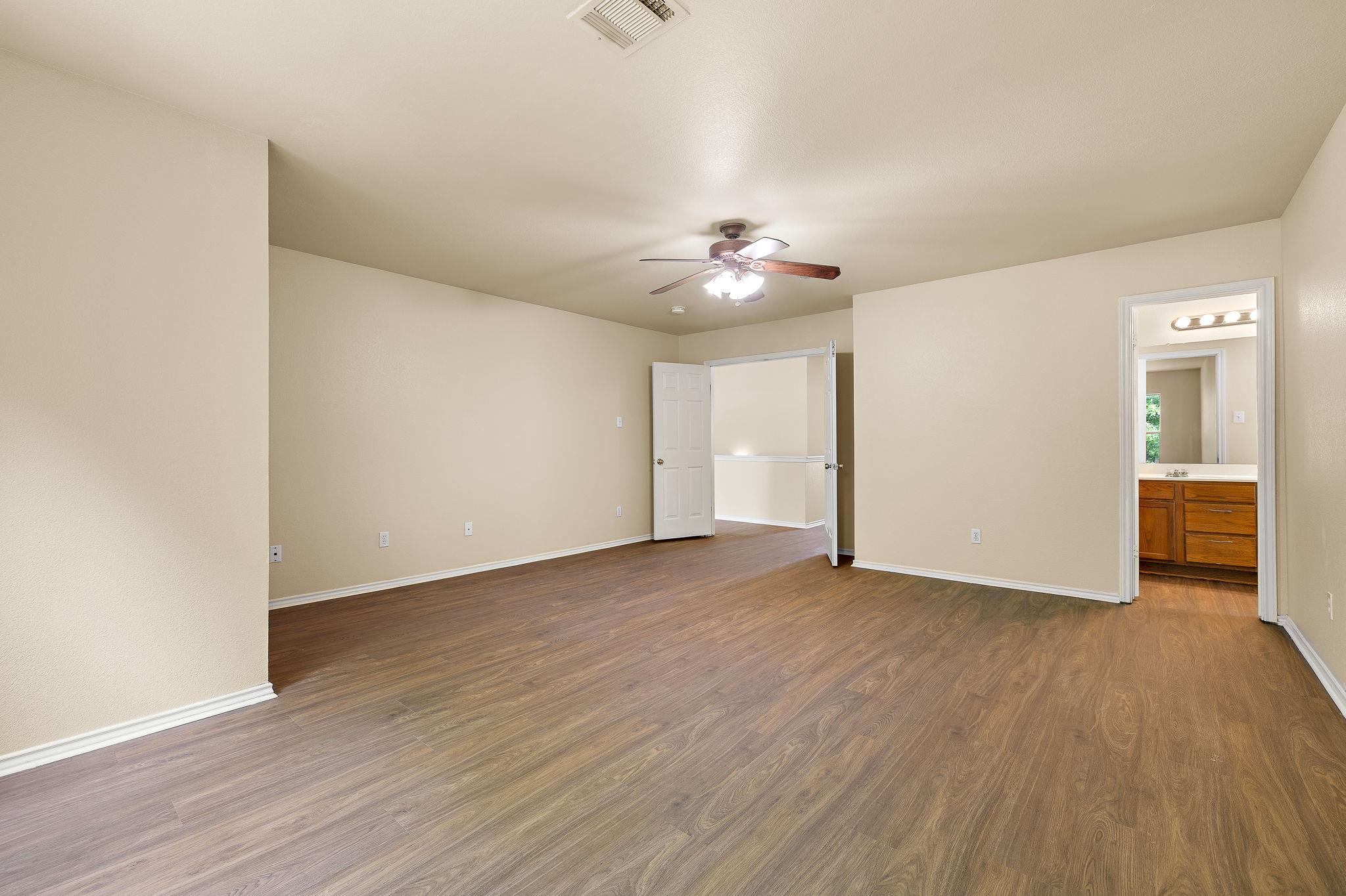 2104 Deer Creek Trl, Round Rock, TX 78665