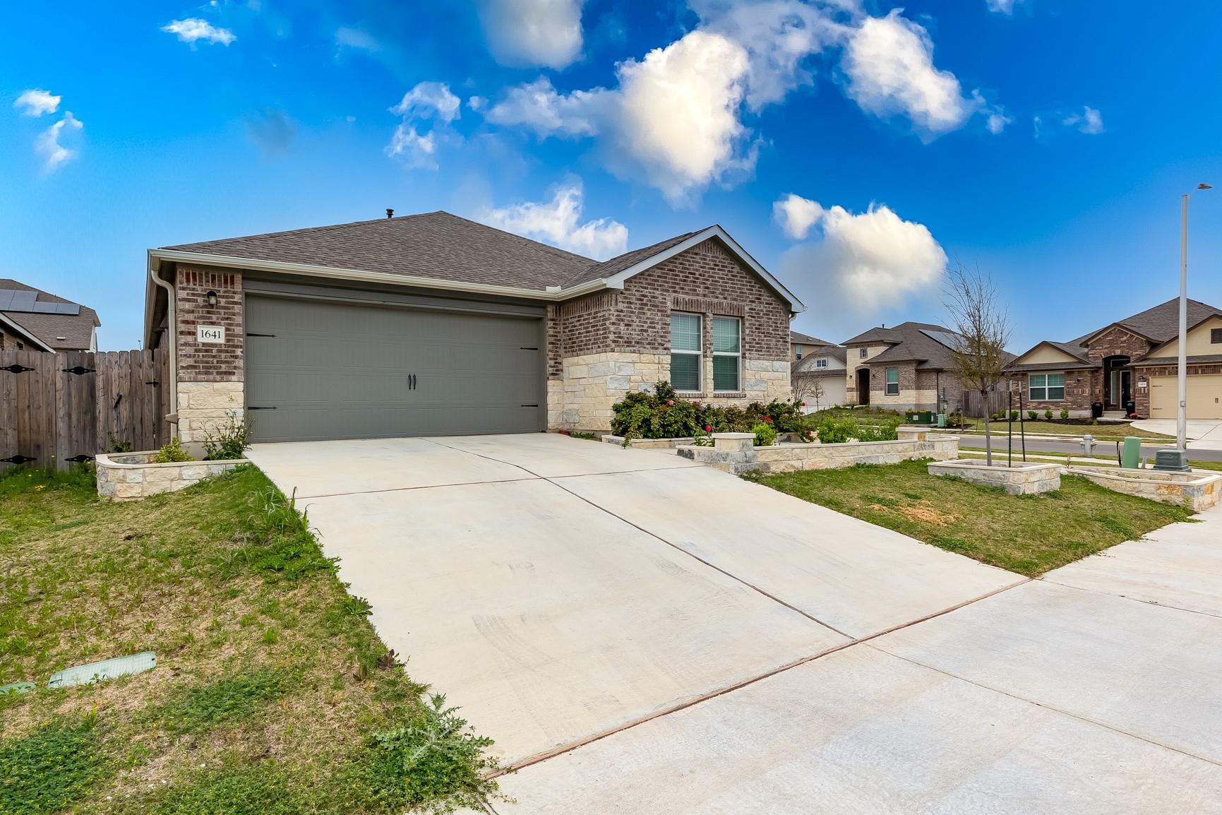 1641 Catahoula Dr, Leander, TX 78641