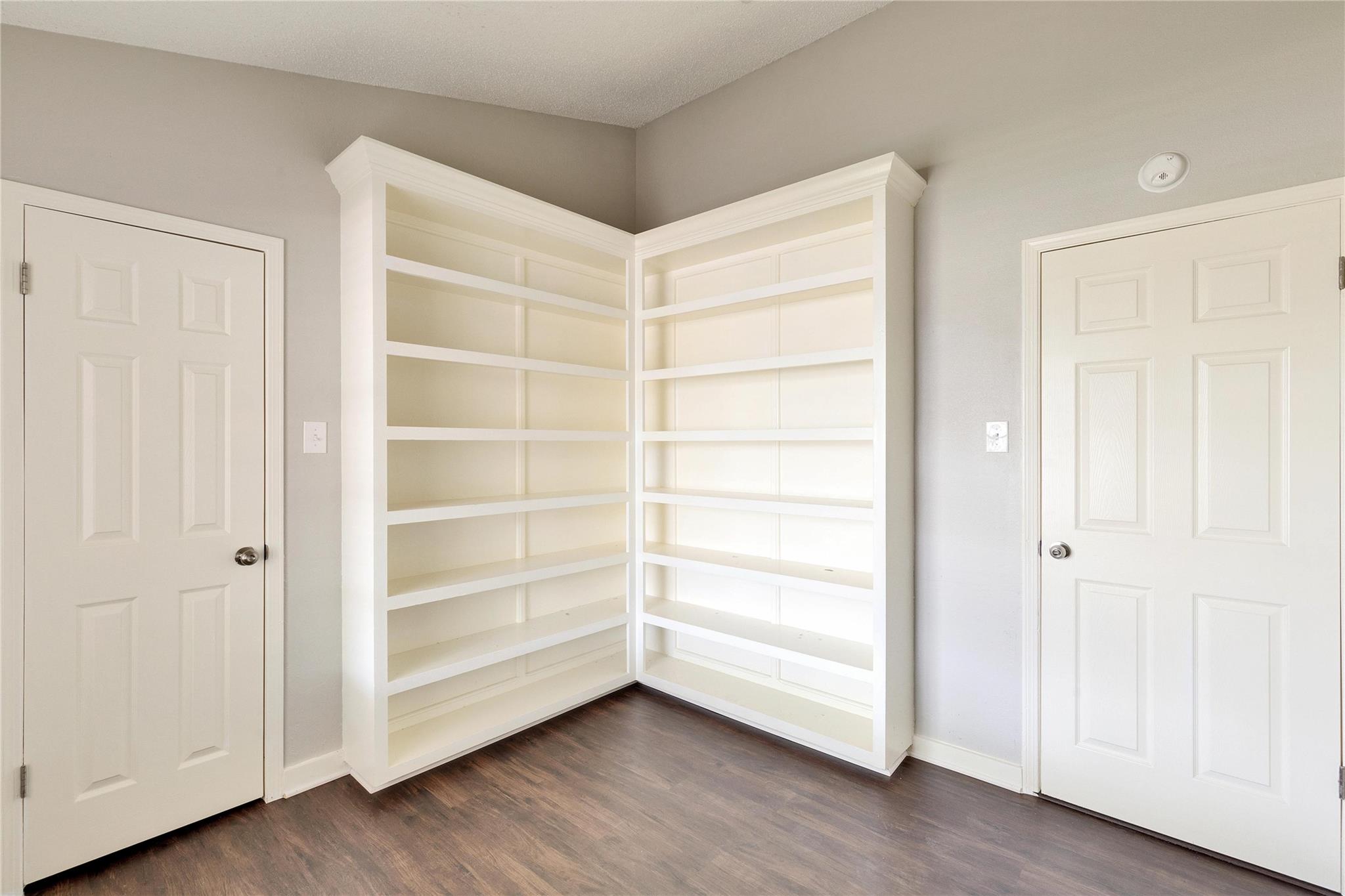 2104 Agarita Trl, Round Rock, TX 78665