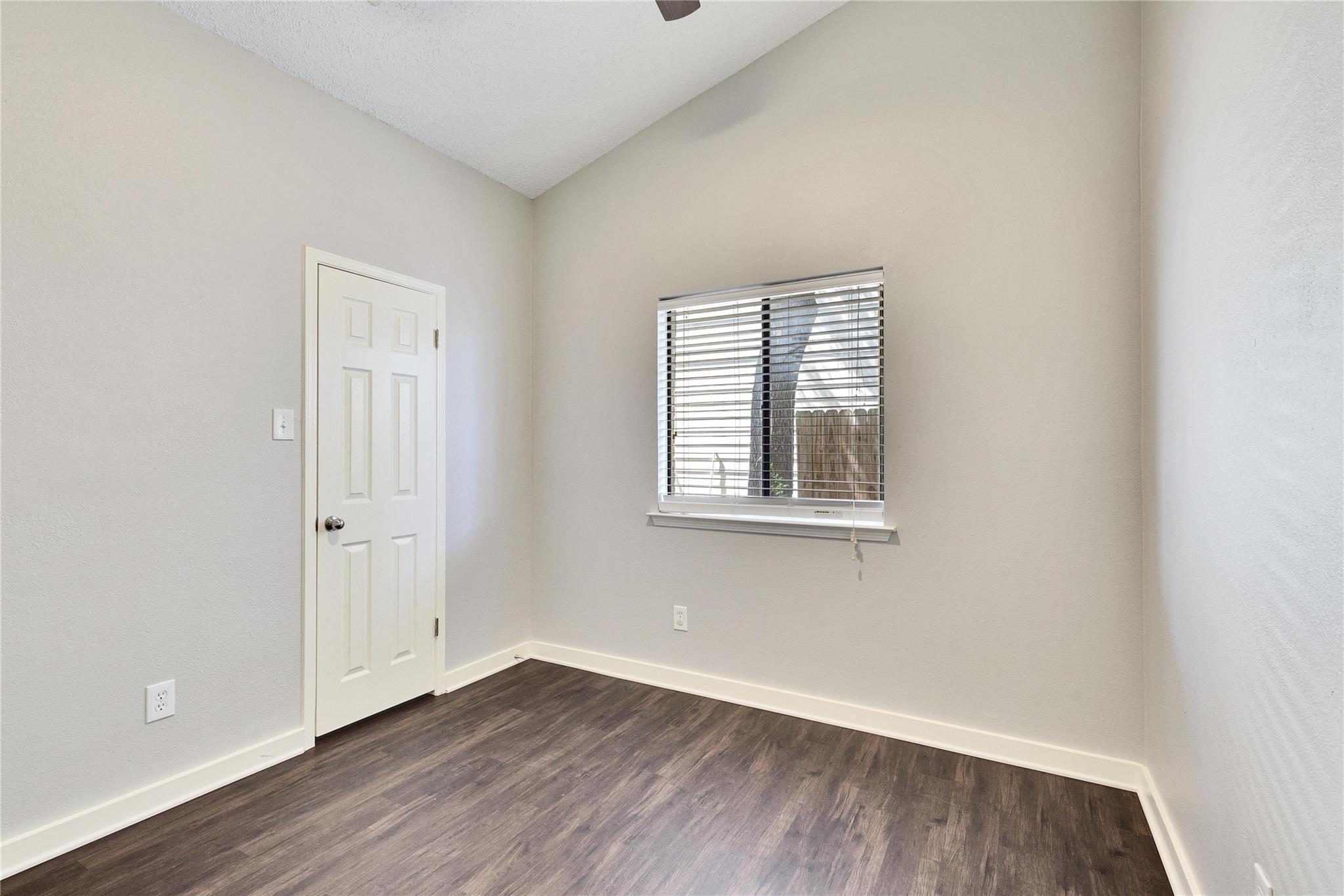 2104 Agarita Trl, Round Rock, TX 78665