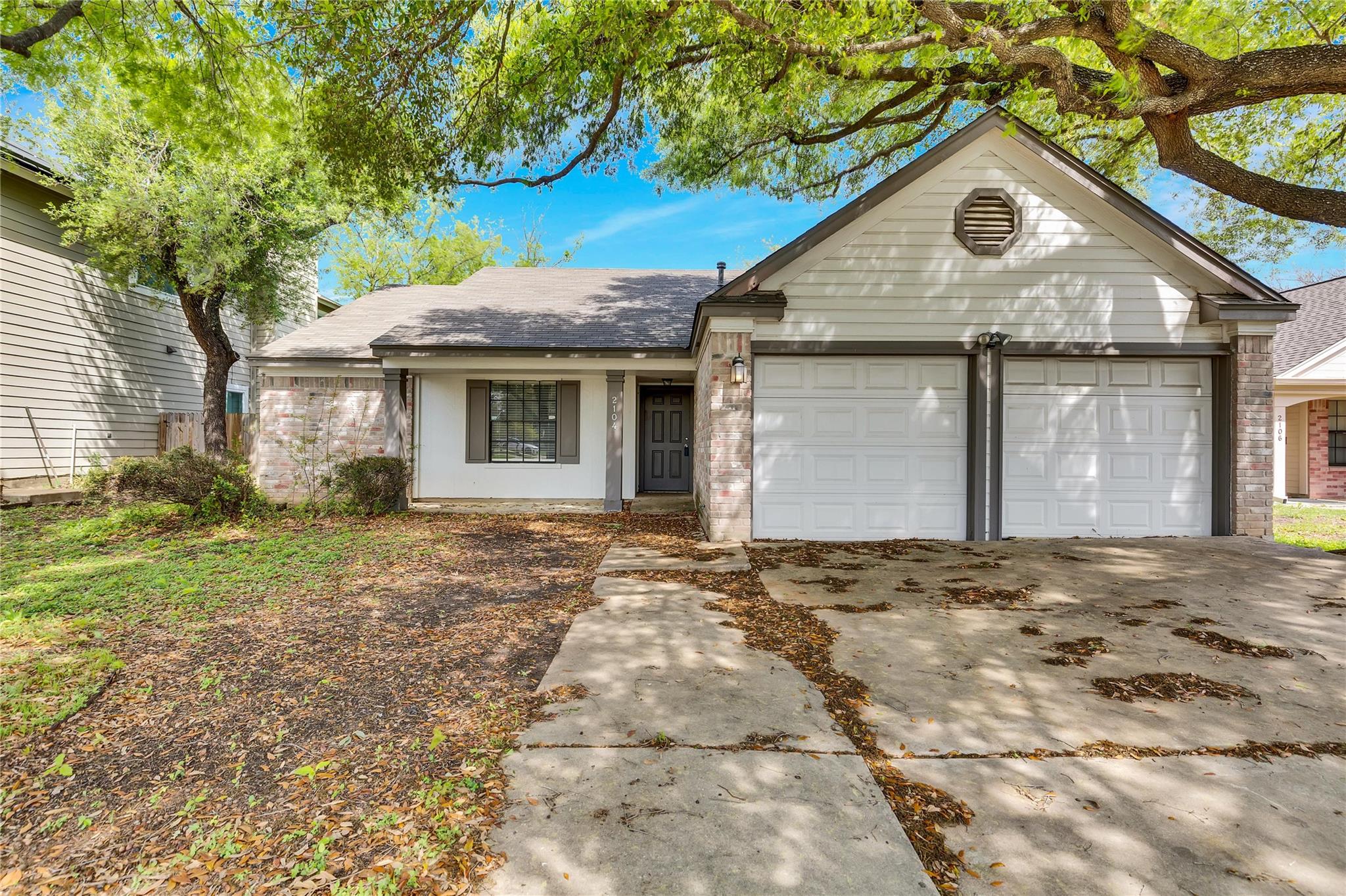 2104 Agarita Trl, Round Rock, TX 78665