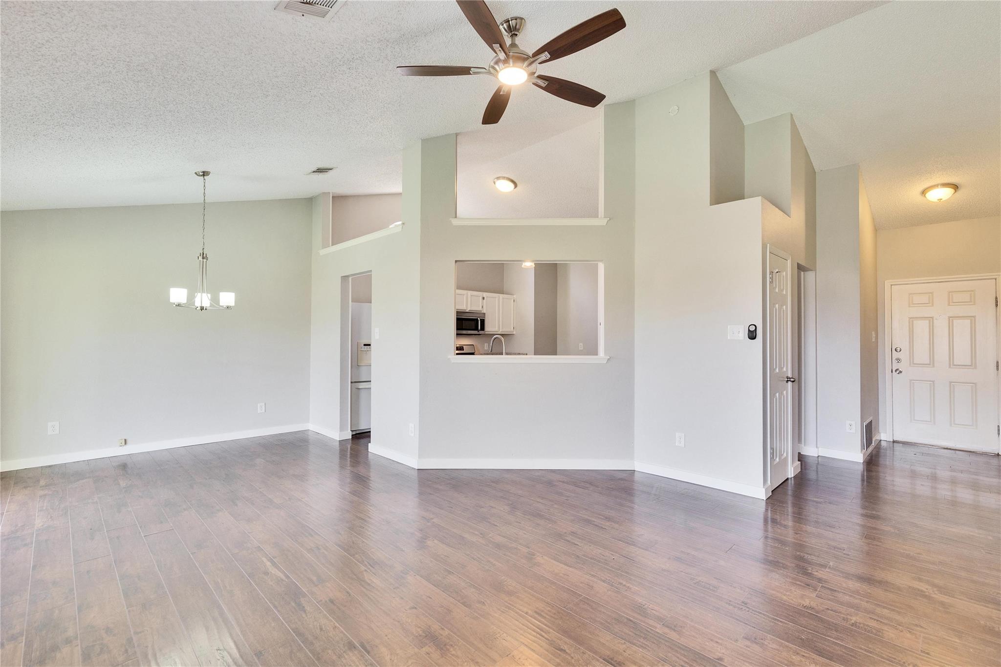 2104 Agarita Trl, Round Rock, TX 78665
