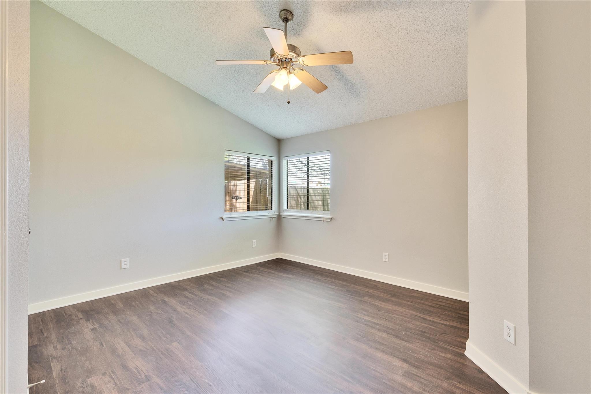 2104 Agarita Trl, Round Rock, TX 78665