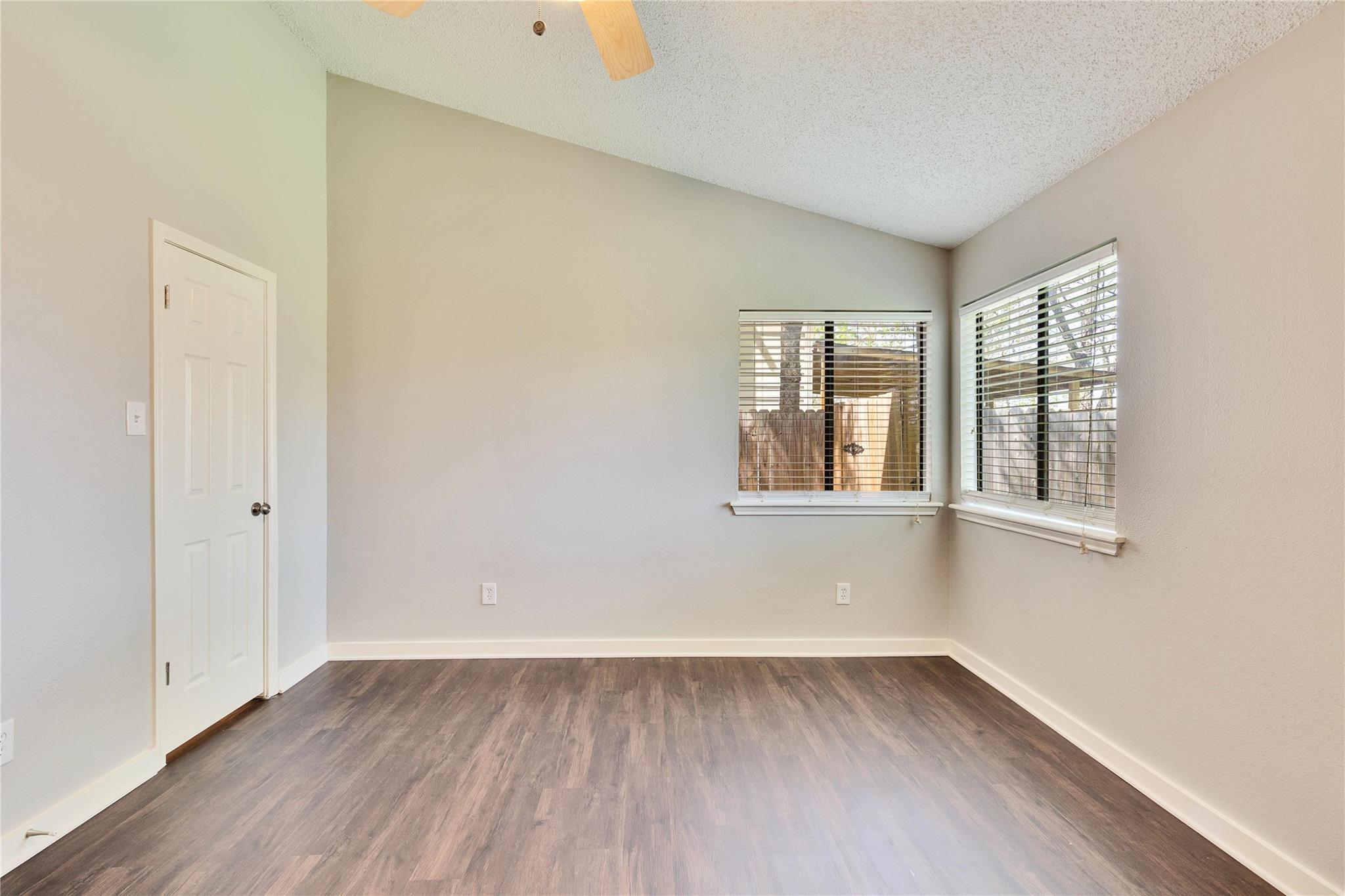 2104 Agarita Trl, Round Rock, TX 78665