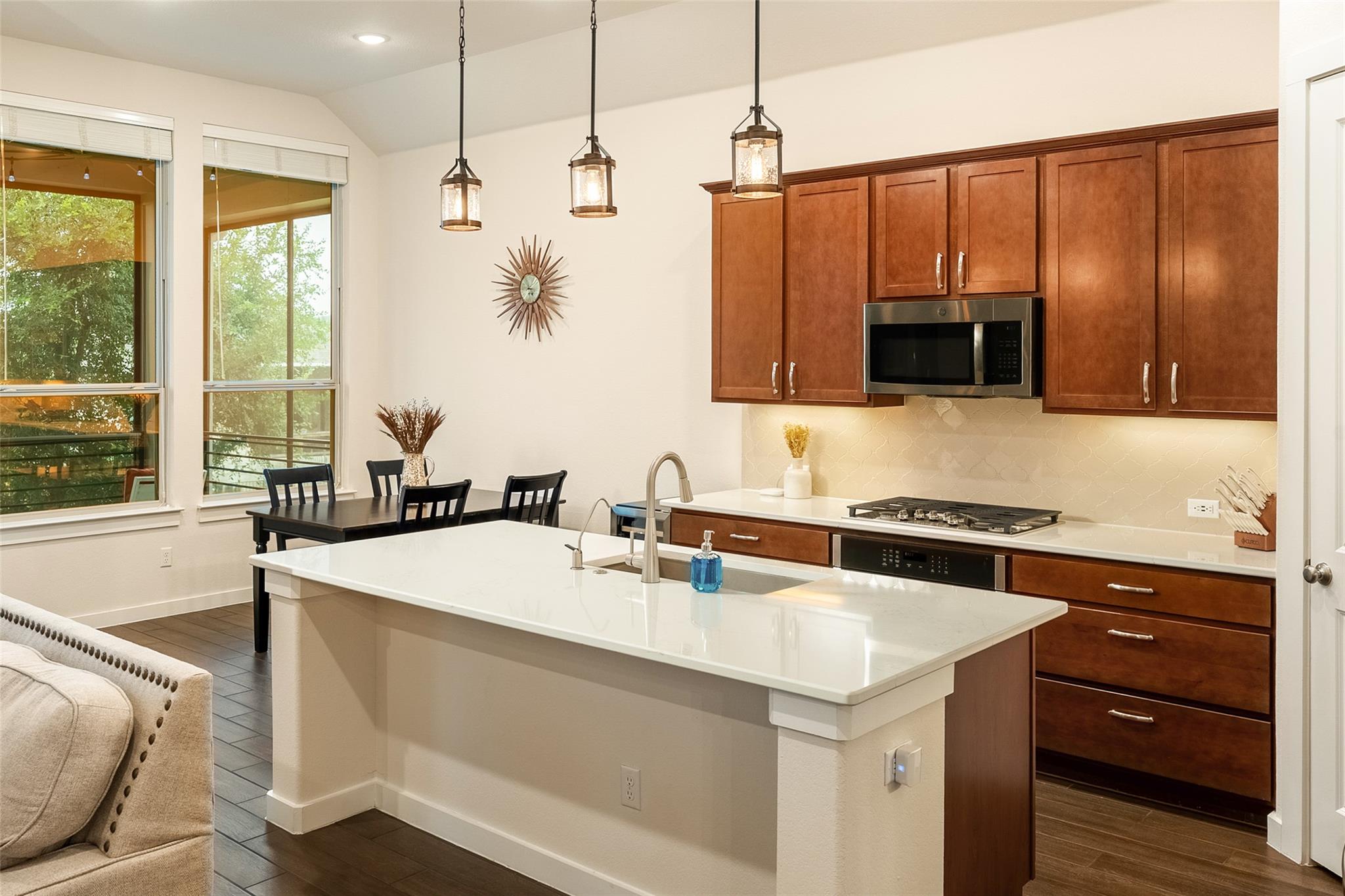 433 Teakmill Trl, San Marcos, TX 78666