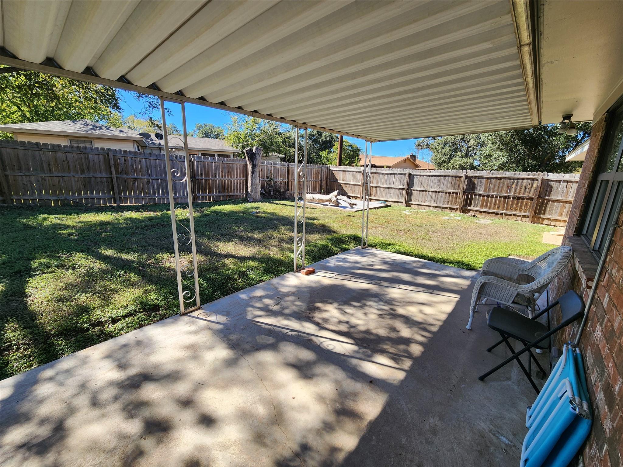 108 Parkview Dr, Brady, TX 76825