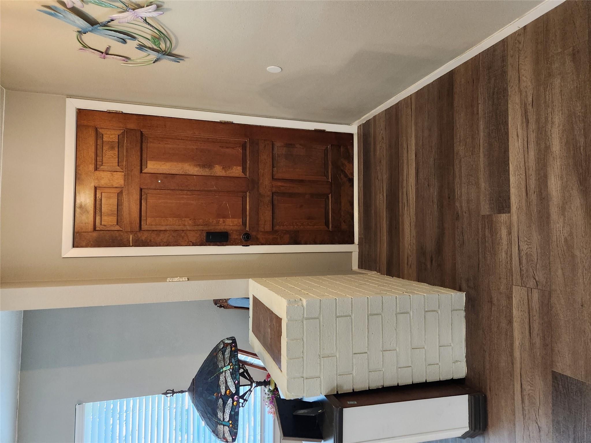 108 Parkview Dr, Brady, TX 76825