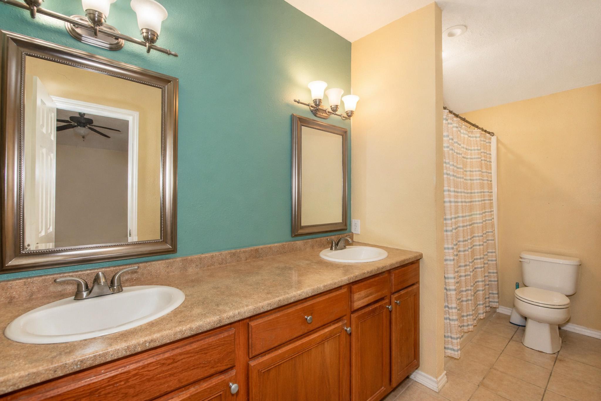 877 Hollow Bend Unit #229, Caldwell, TX 77836