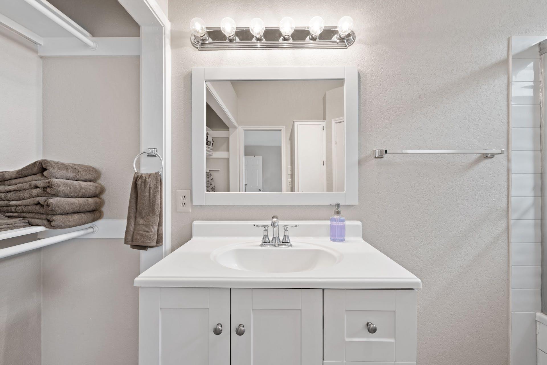 2109 Mimosa Trl, Round Rock, TX 78664