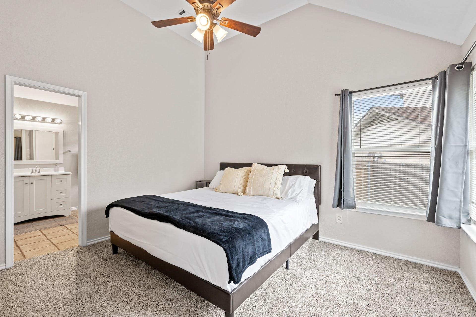 2109 Mimosa Trl, Round Rock, TX 78664