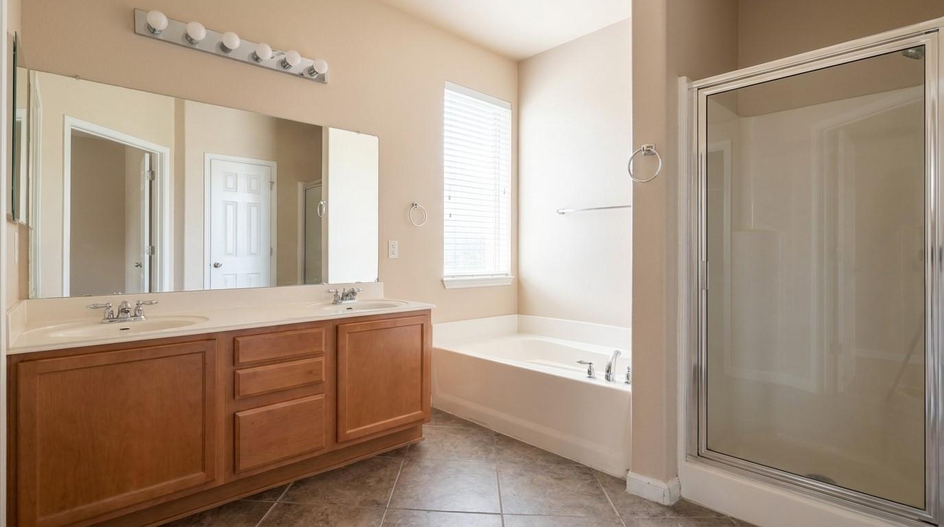 2404 Branding Iron Ln, Leander, TX 78641