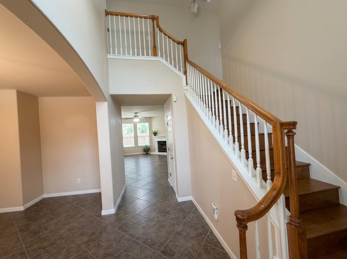 2404 Branding Iron Ln, Leander, TX 78641