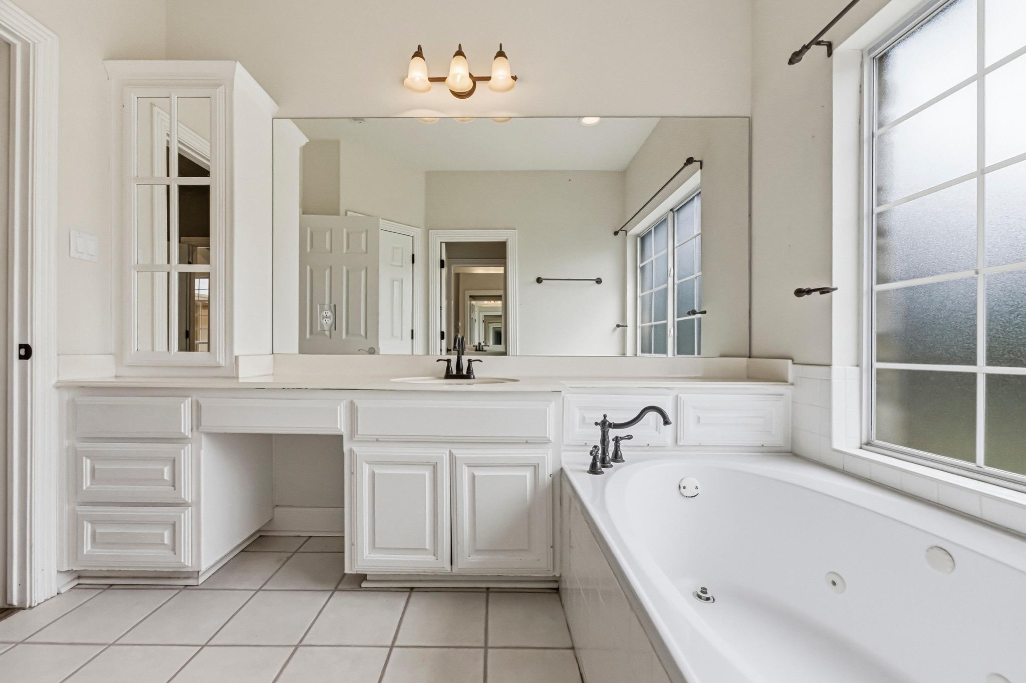 3216 Lakeway Blvd, Austin, TX 78734