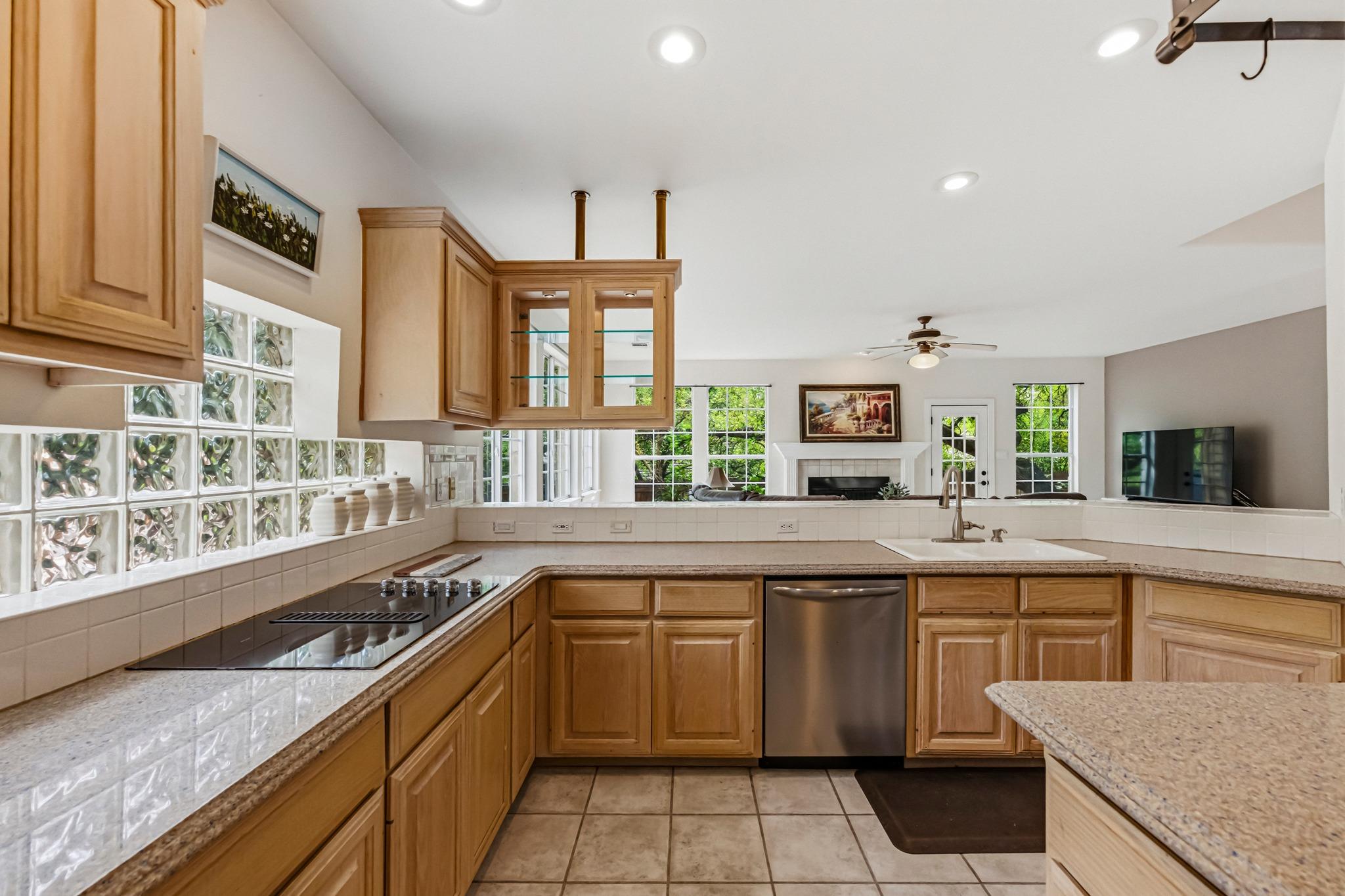 3216 Lakeway Blvd, Austin, TX 78734