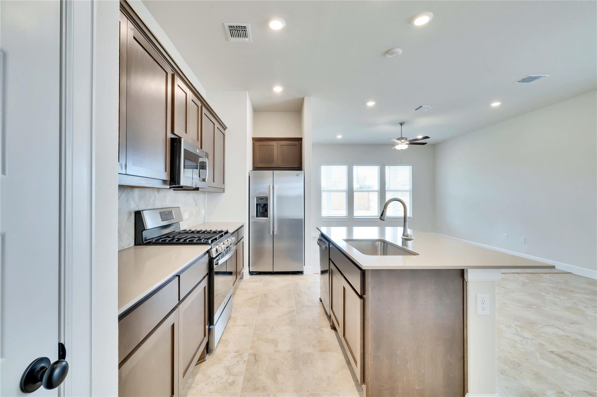 11906 Aqua Reef Dr, Austin, TX 78747