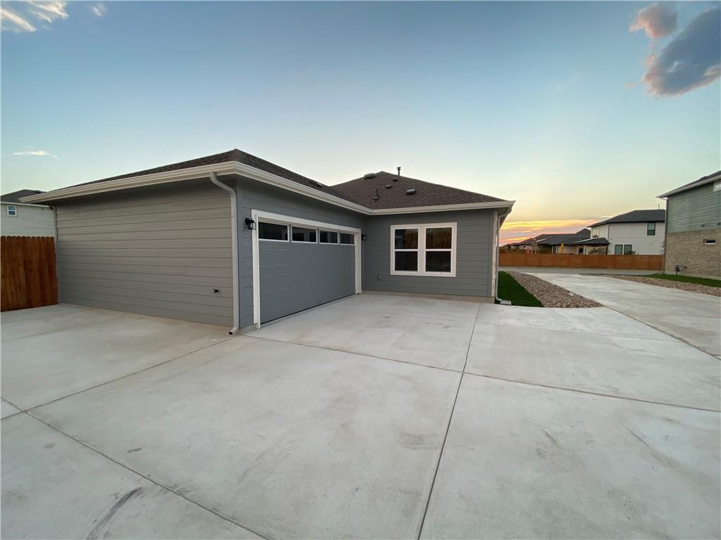 8409 Looksee Ln, Austin, TX 78744