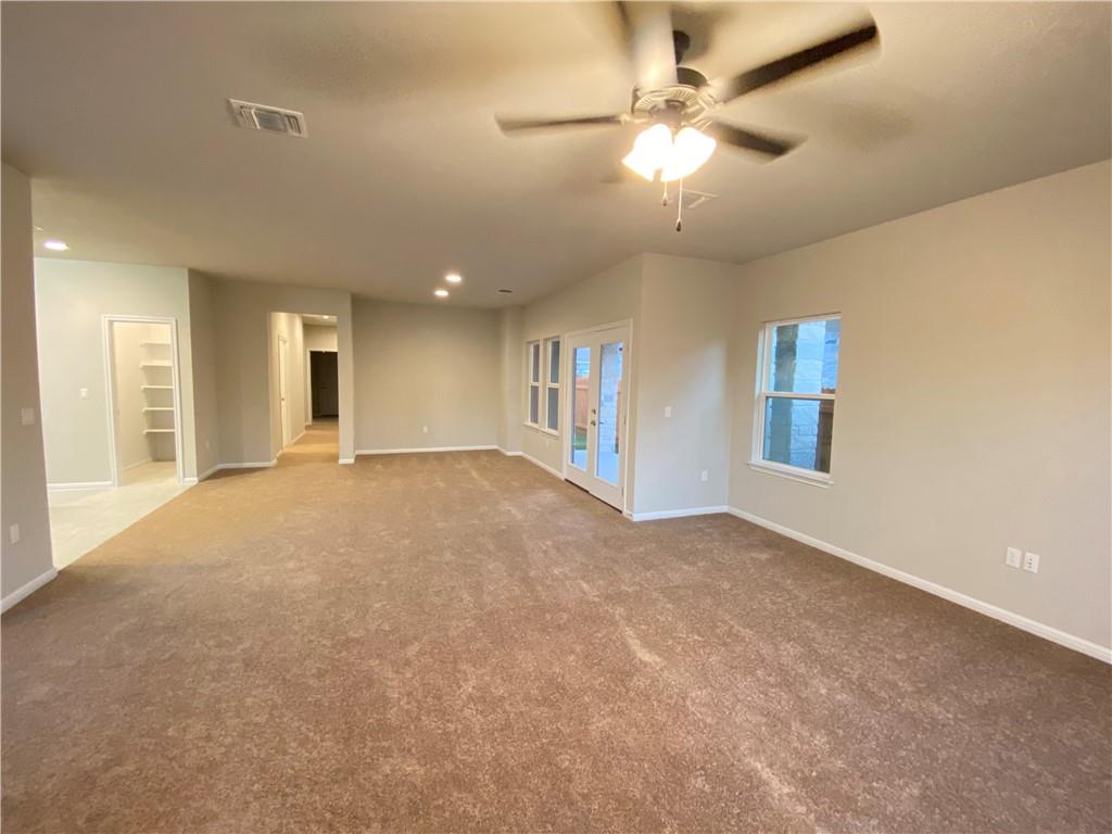 8409 Looksee Ln, Austin, TX 78744