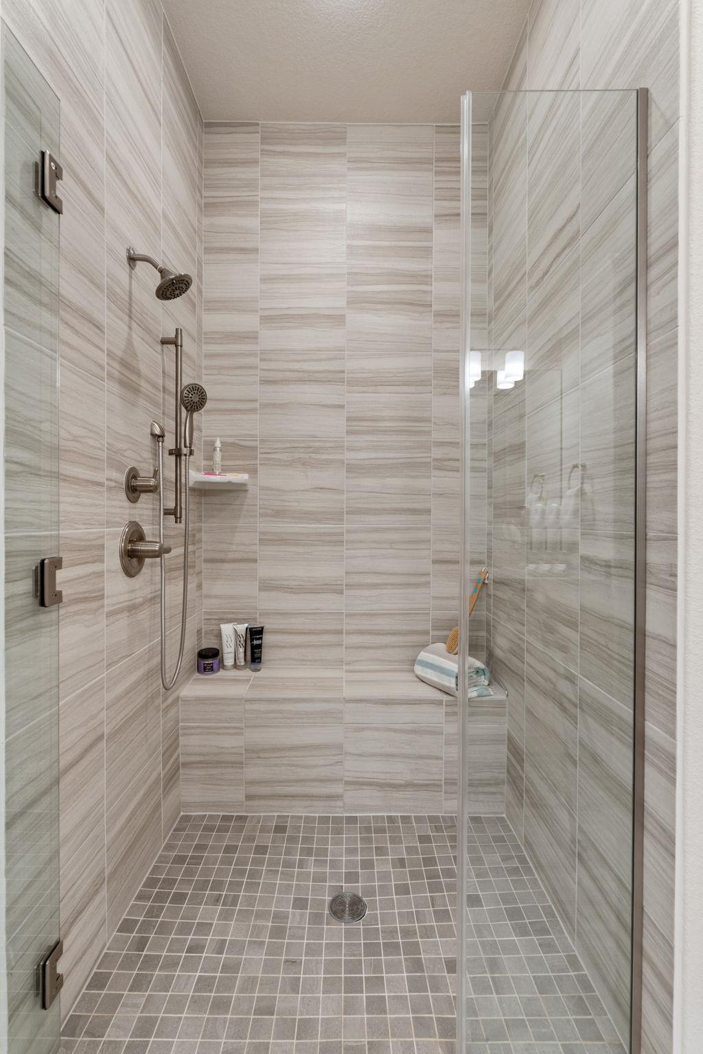 132 Rivalto Dr, Horseshoe Bay, TX 78657