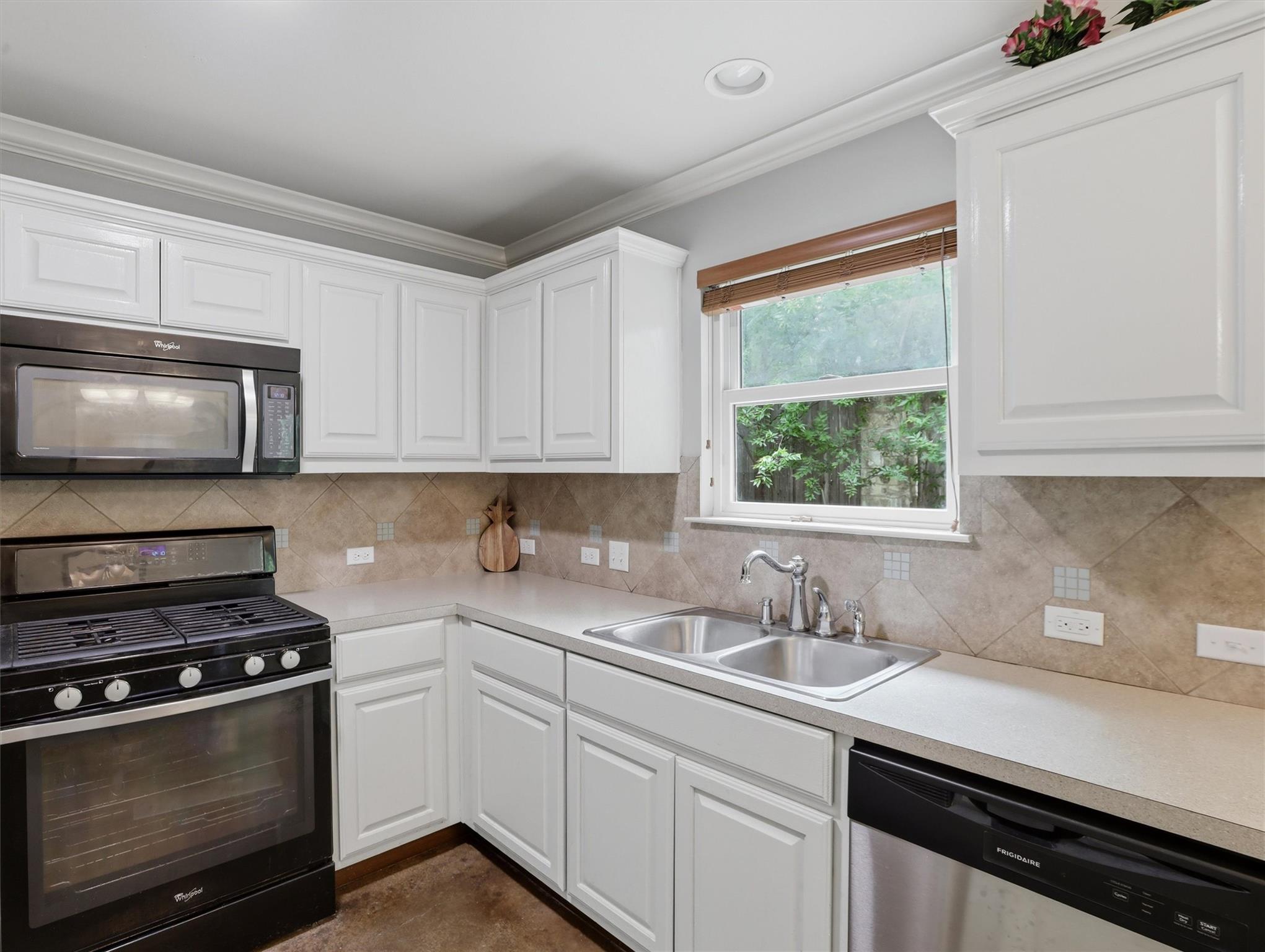 4413 Barrow Ave, Austin, TX 78751