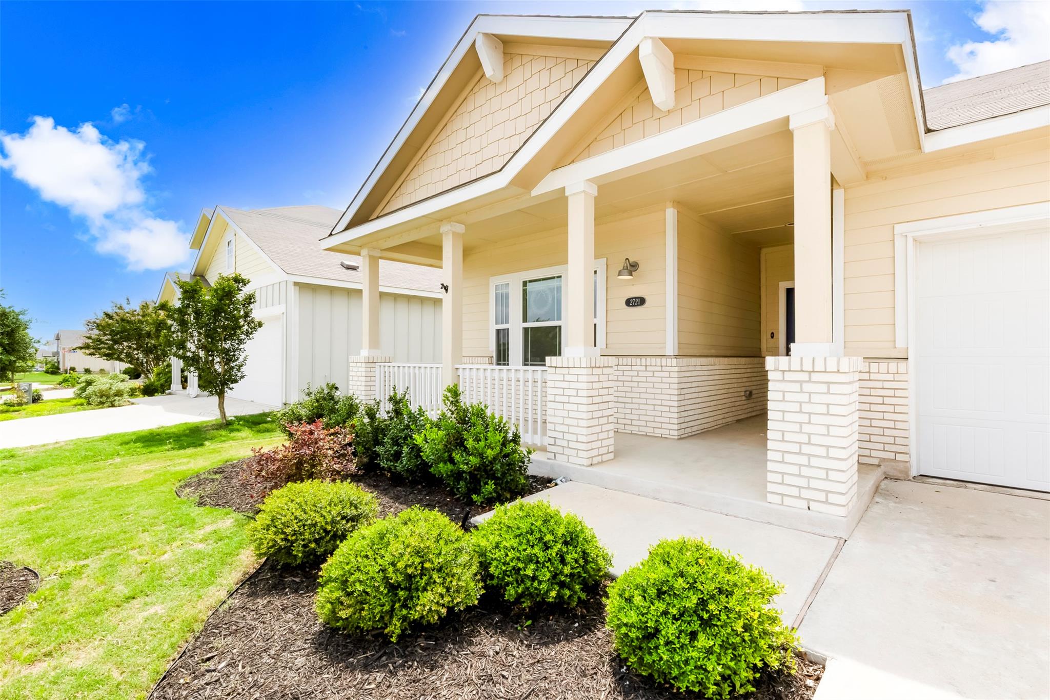 2721 Winding Creek Rd, Kyle, TX 78640