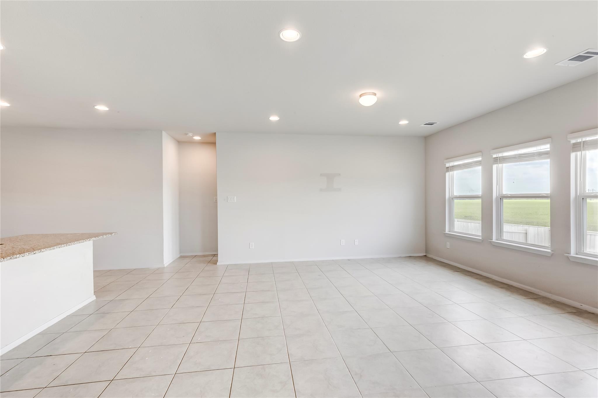 2721 Winding Creek Rd, Kyle, TX 78640