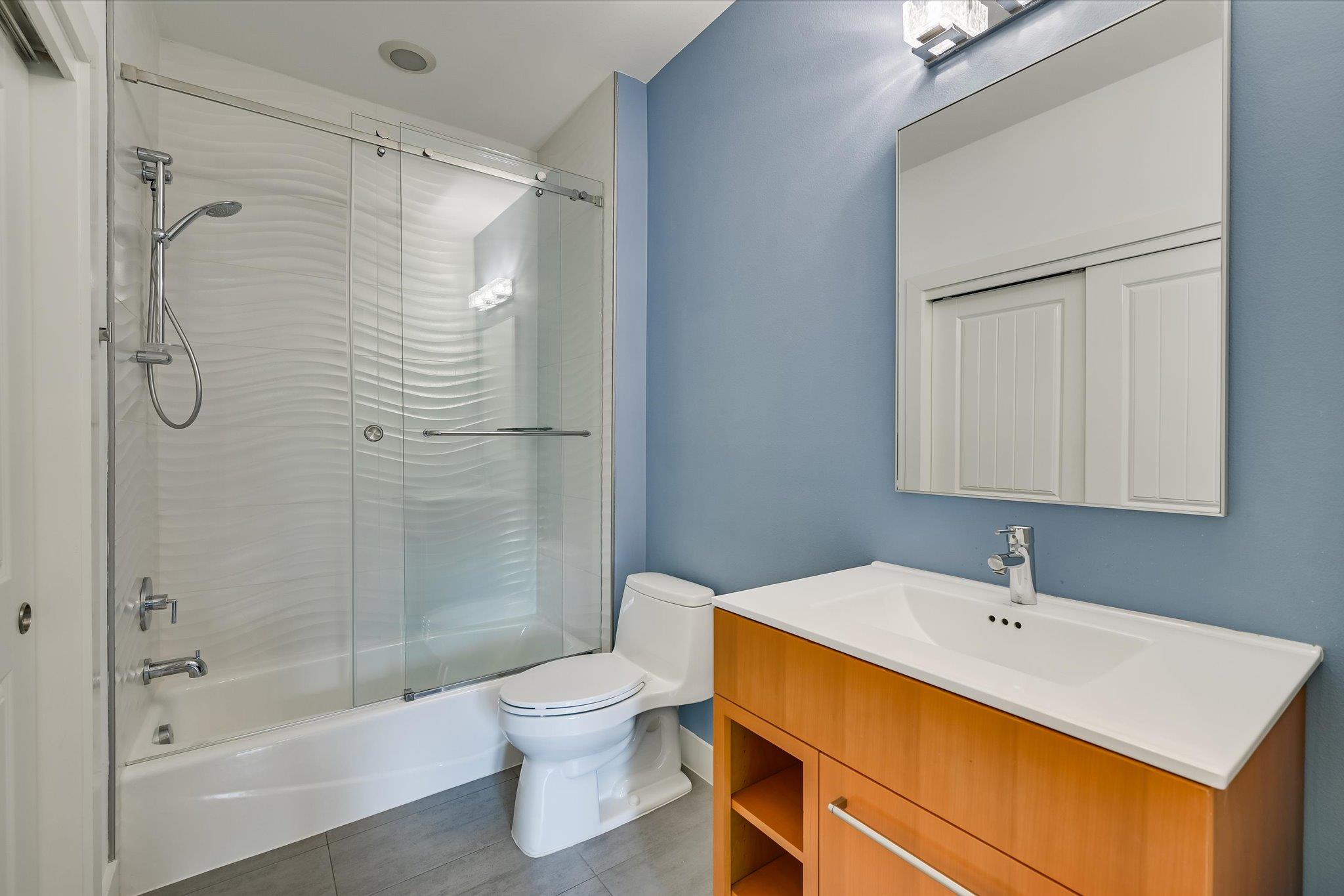 8110 Ranch Road 2222 Rd # 33, Austin, TX 78730