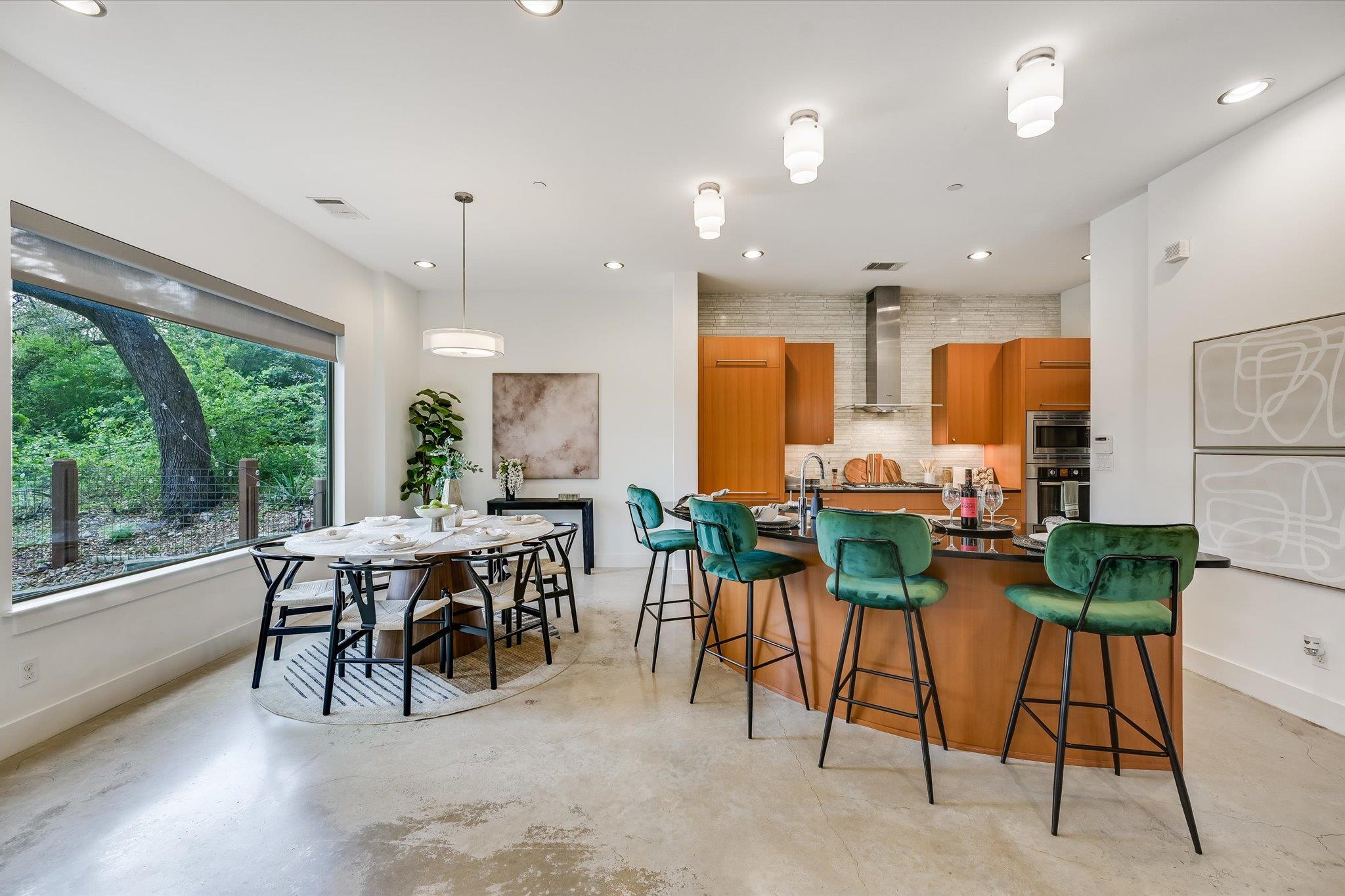 8110 Ranch Road 2222 Rd # 33, Austin, TX 78730