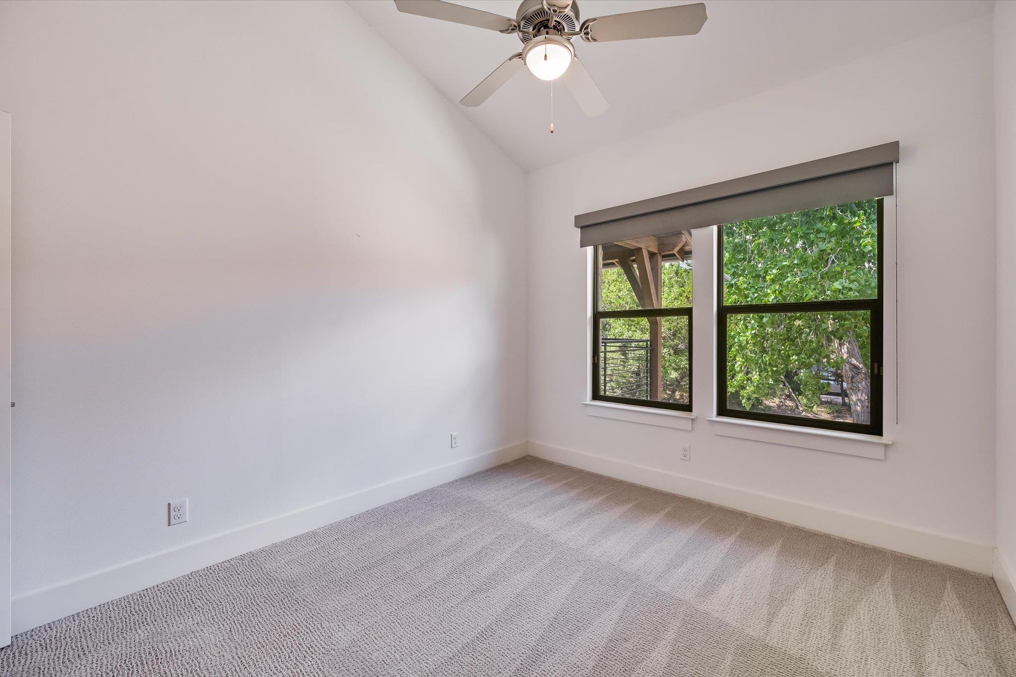 8110 Ranch Road 2222 Rd # 33, Austin, TX 78730