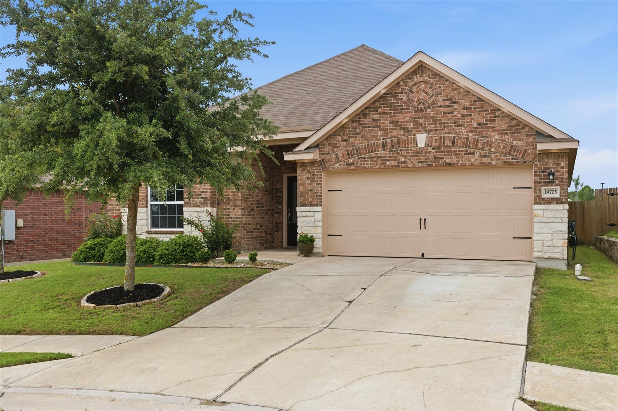 19705 Woodrow Wilson St, Manor, TX 78653