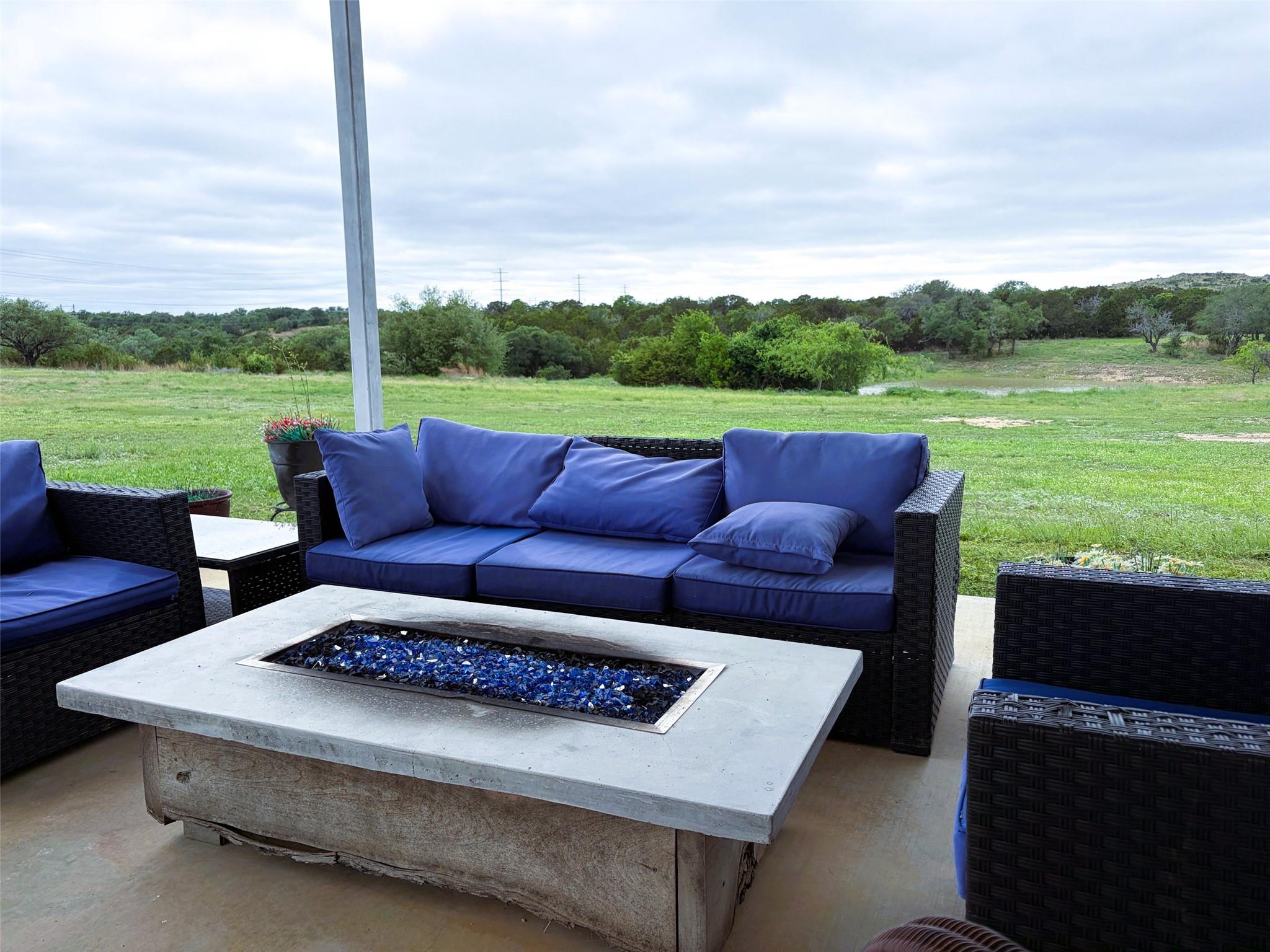 397 Private Road 3072, Lampasas, TX 76550