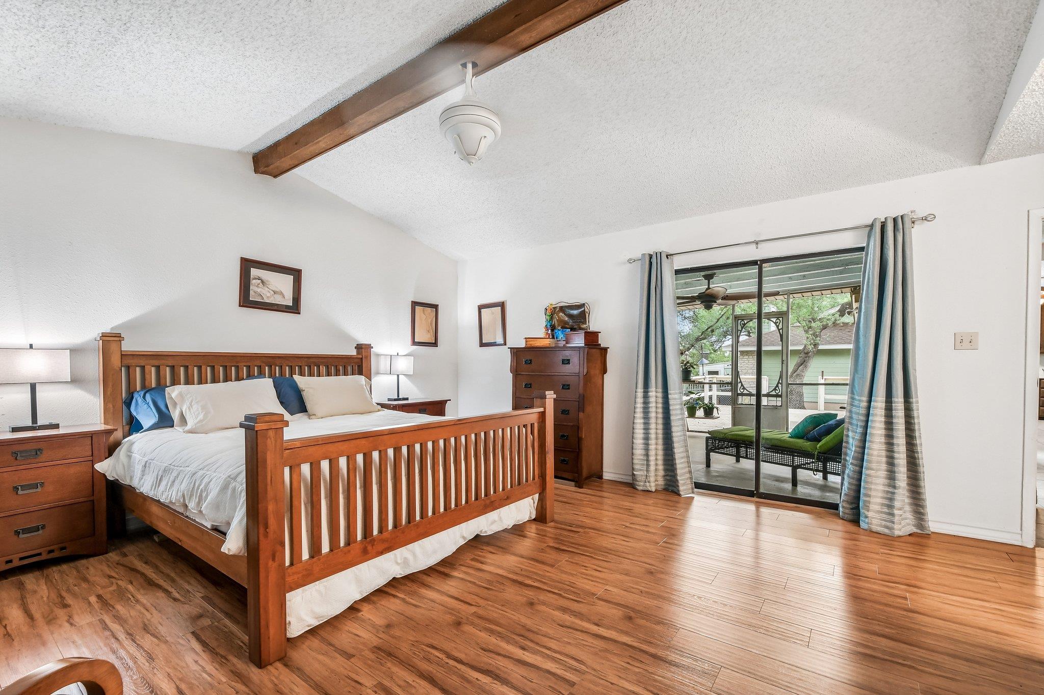 3108 American Dr, Lago Vista, TX 78645