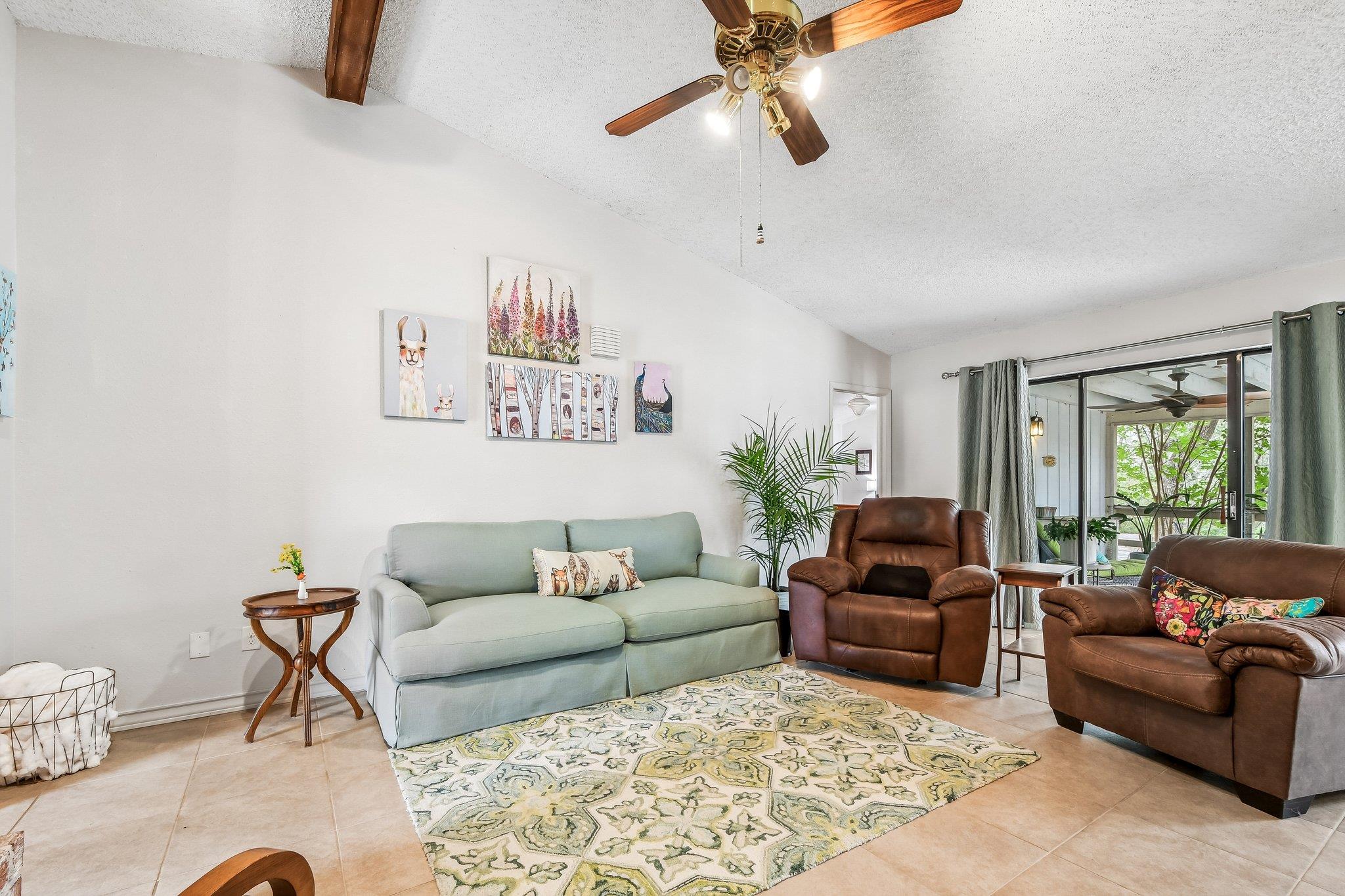 3108 American Dr, Lago Vista, TX 78645