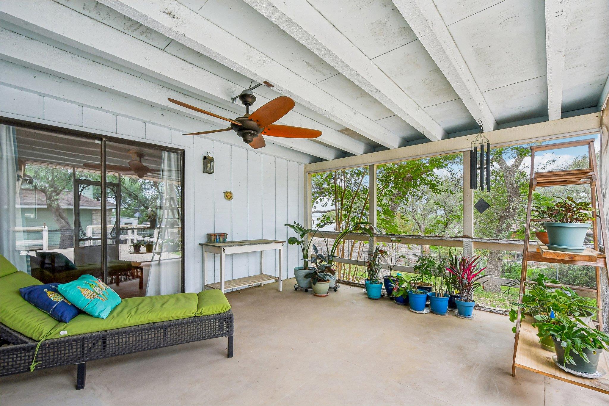 3108 American Dr, Lago Vista, TX 78645