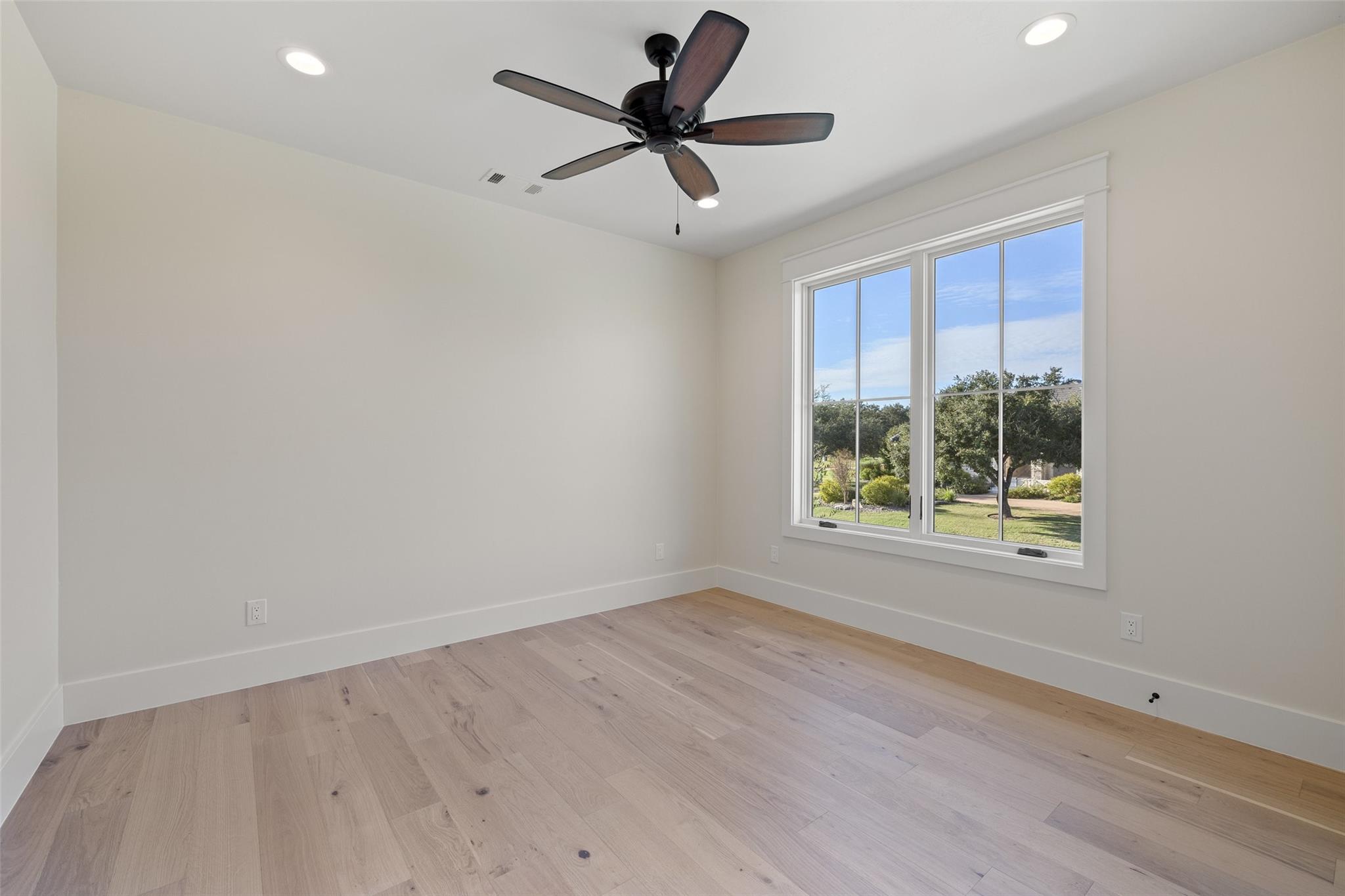 2401 Sailboat Pass, Spicewood, TX 78669