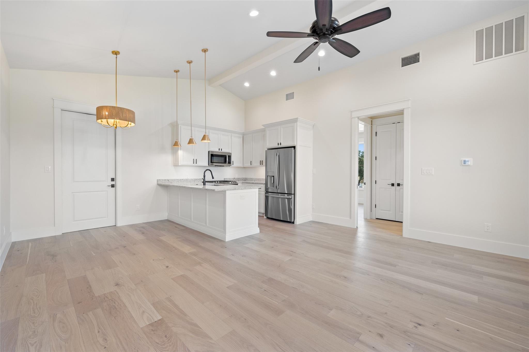 2401 Sailboat Pass, Spicewood, TX 78669