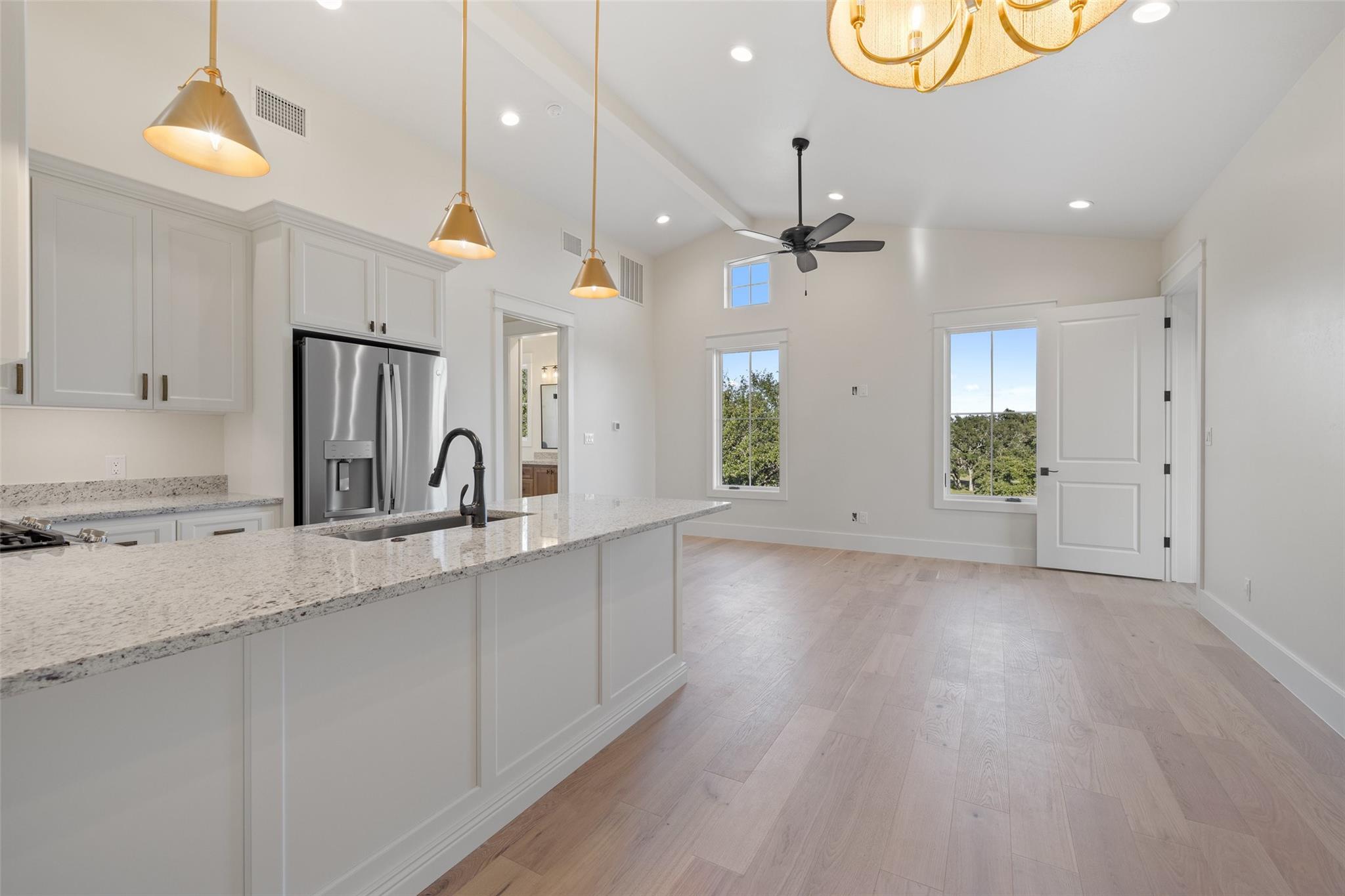 2401 Sailboat Pass, Spicewood, TX 78669