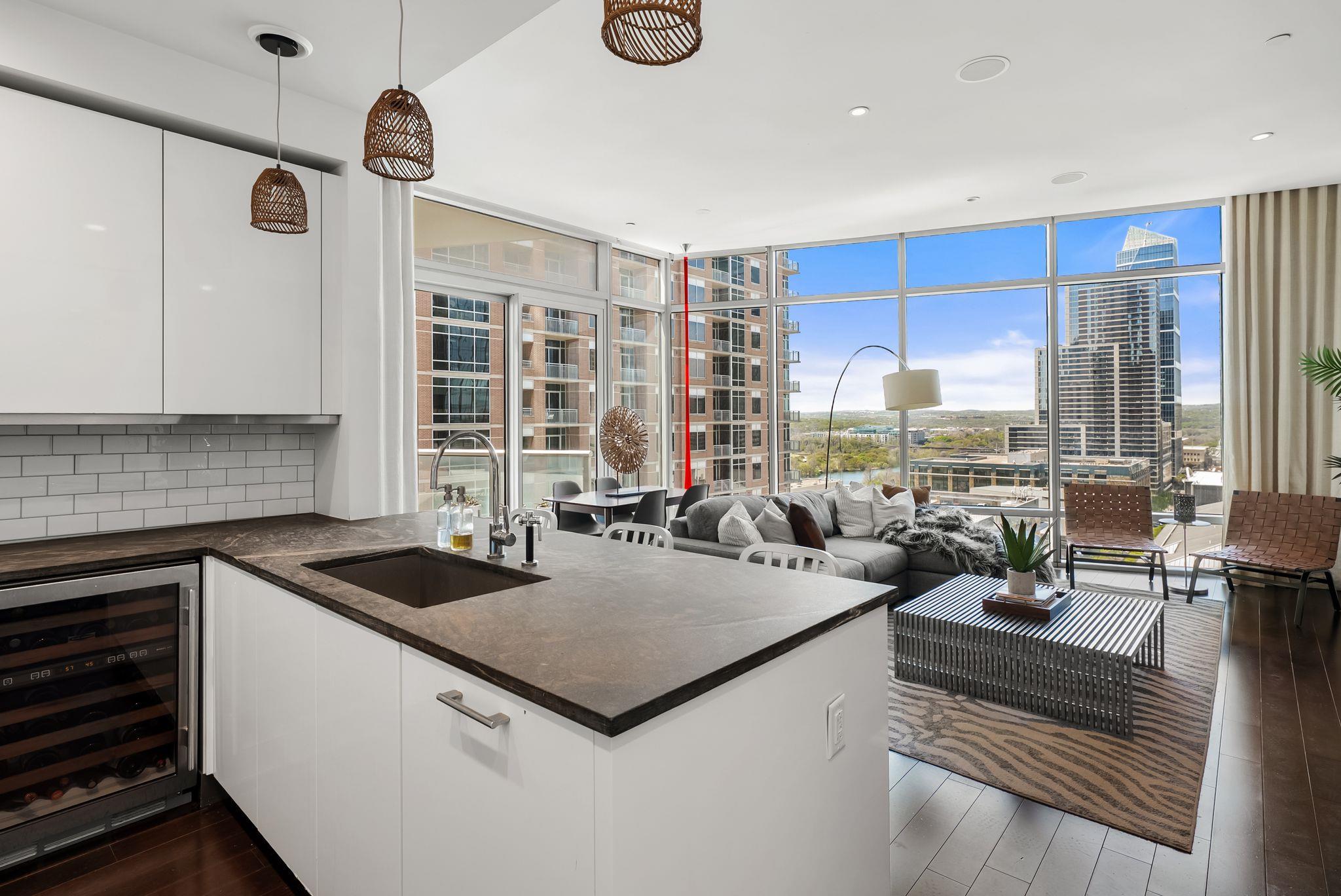 200 Congress Ave # 14C, Austin, TX 78701