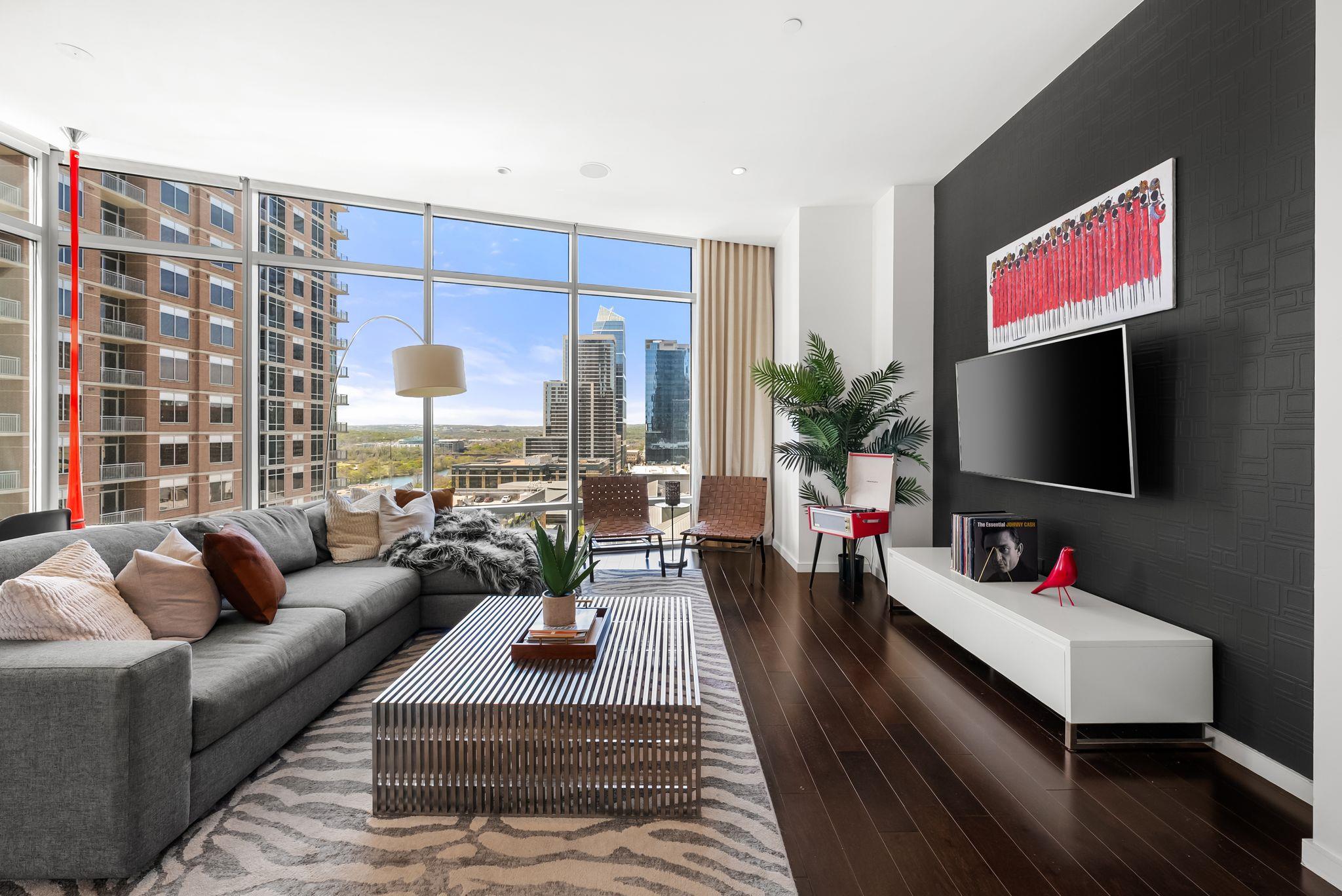 200 Congress Ave # 14C, Austin, TX 78701