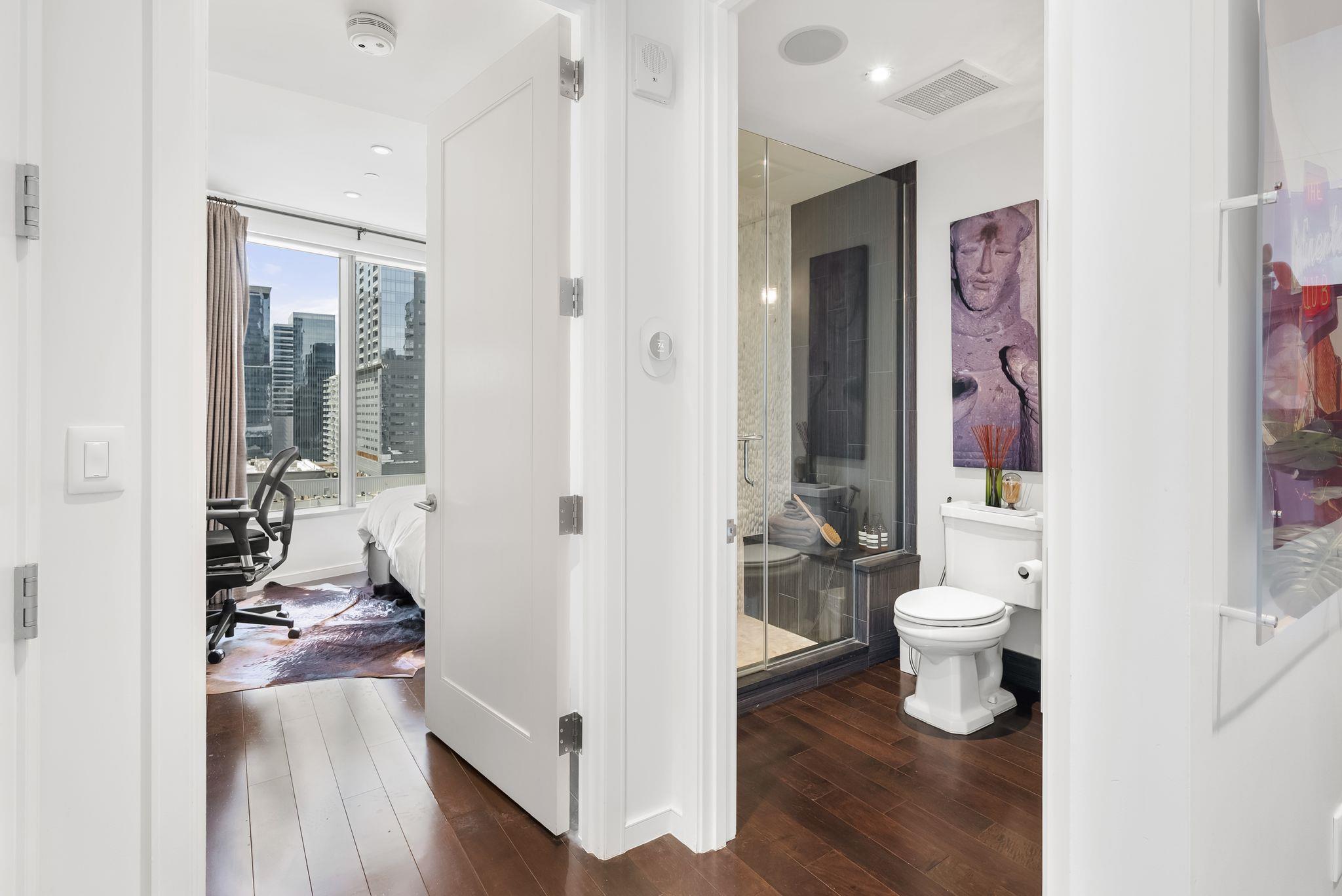 200 Congress Ave # 14C, Austin, TX 78701