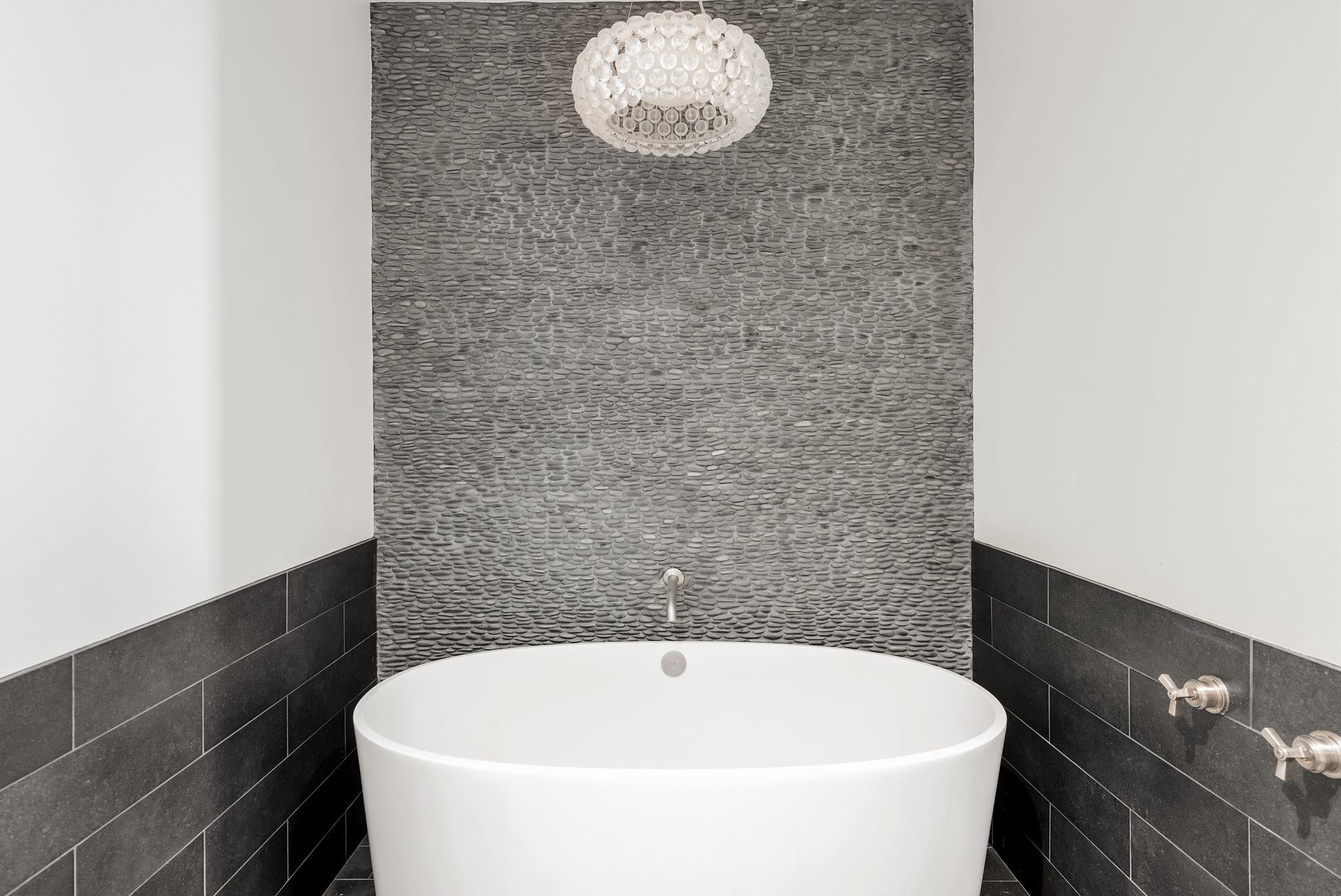 200 Congress Ave # 14C, Austin, TX 78701