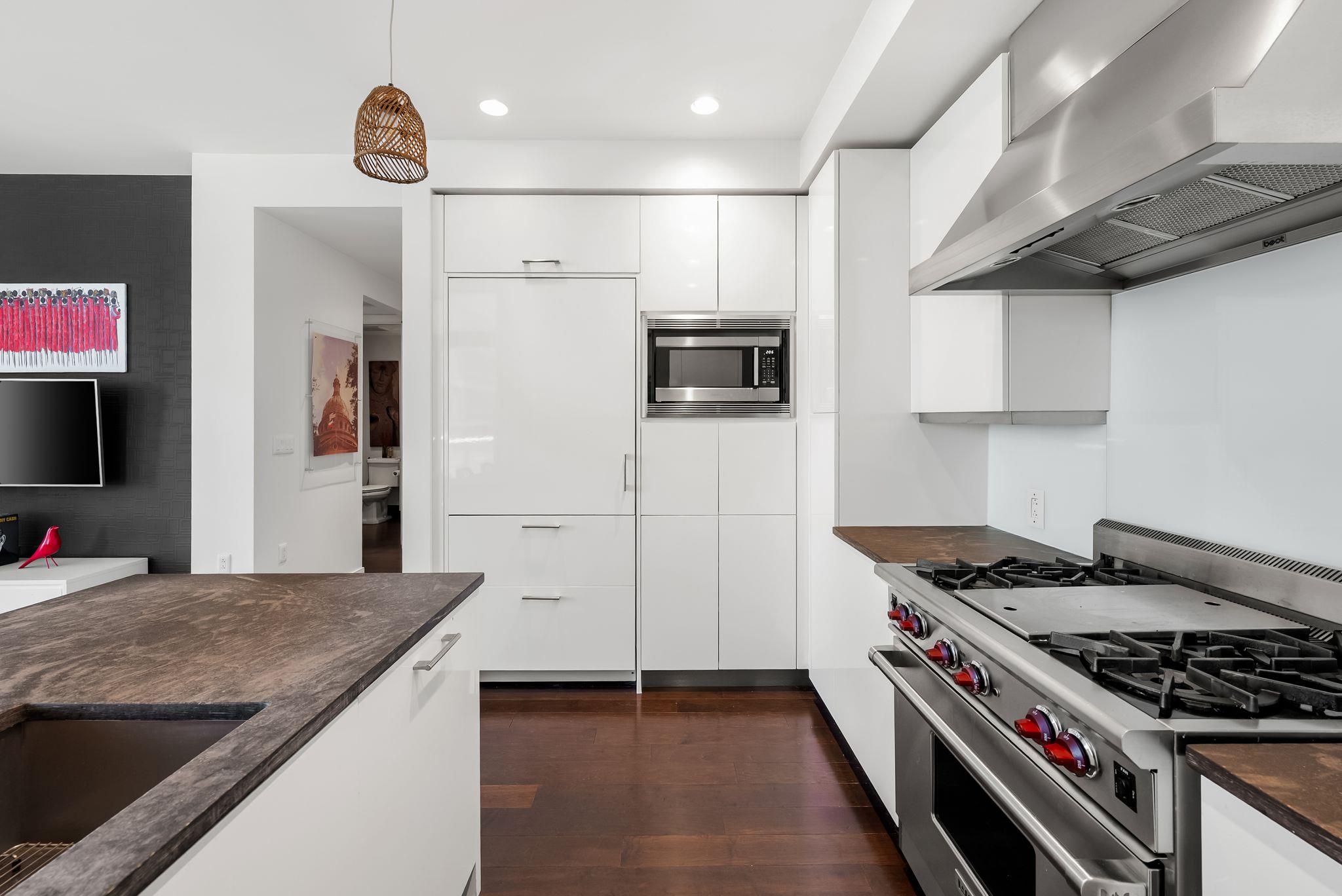 200 Congress Ave # 14C, Austin, TX 78701