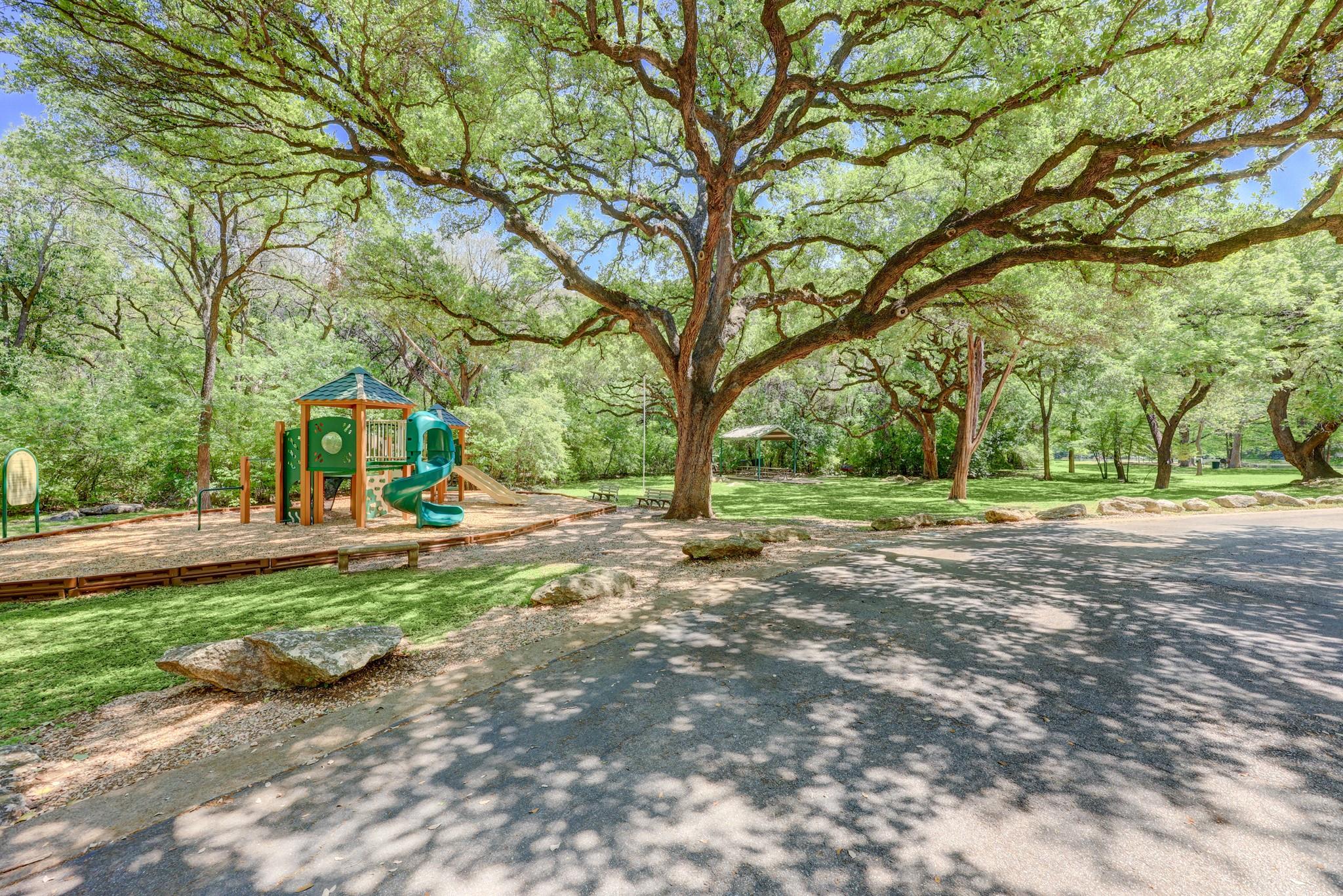 5609 Courtyard Cv, Austin, TX 78731