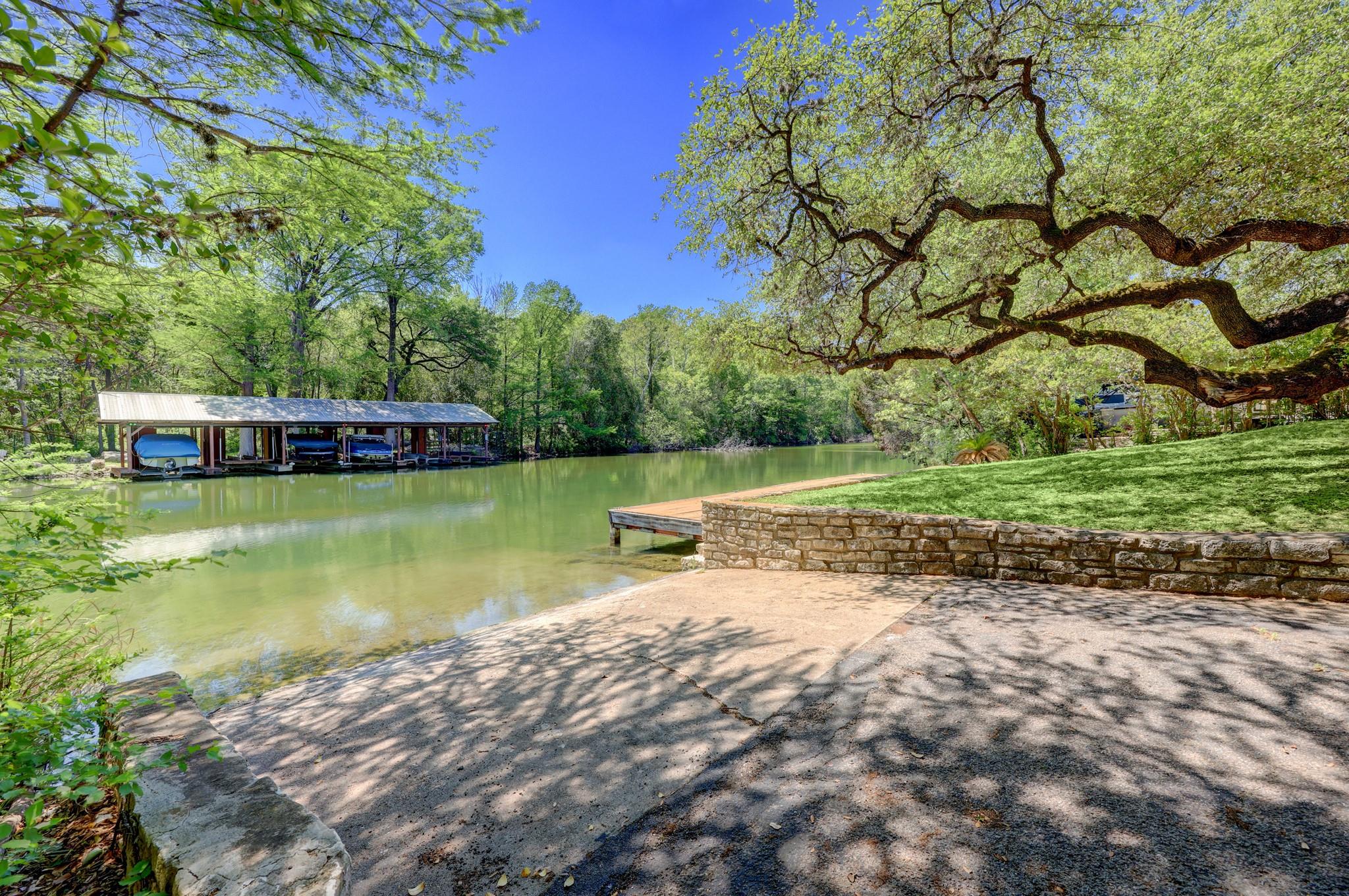 5609 Courtyard Cv, Austin, TX 78731