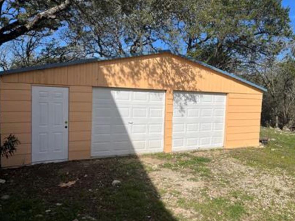 230 Six Pines Rd, San Marcos, TX 78666