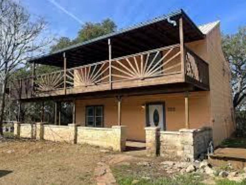 230 Six Pines Rd, San Marcos, TX 78666